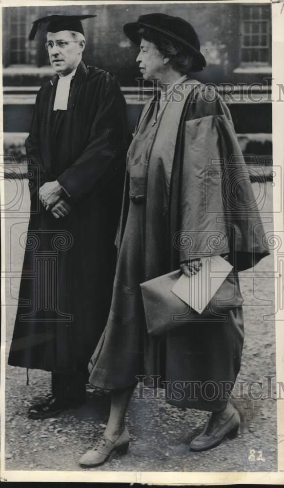 1950 Press Photo Ex-First Lady Eleanor Roosevelt & colleague, Oxford University