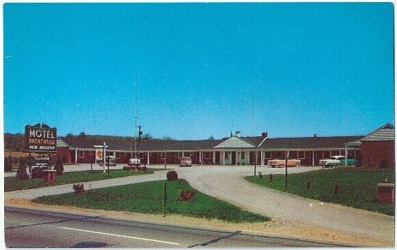 Chester Pa Downingtown West Motel Brentwood Vintage Postcard Pennsylvania Chrome