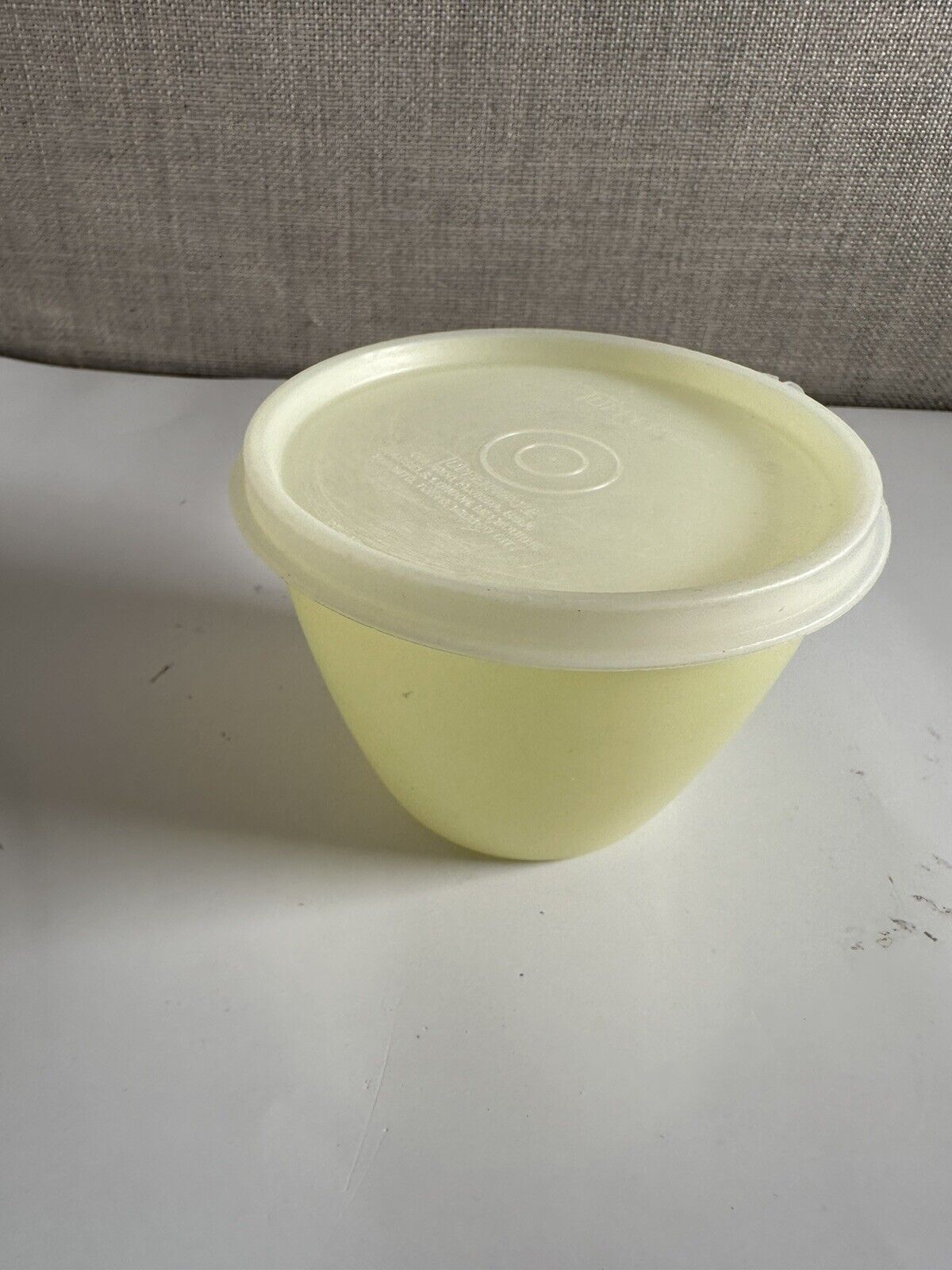 Vintage Tupperware yellow bowl #148-35 with clear lid 215-47