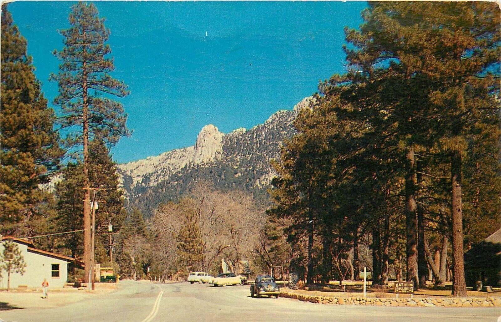 Postcard 1956 California Idyllwild Tahquitz Rock Royal Pictures autos CA24-2102