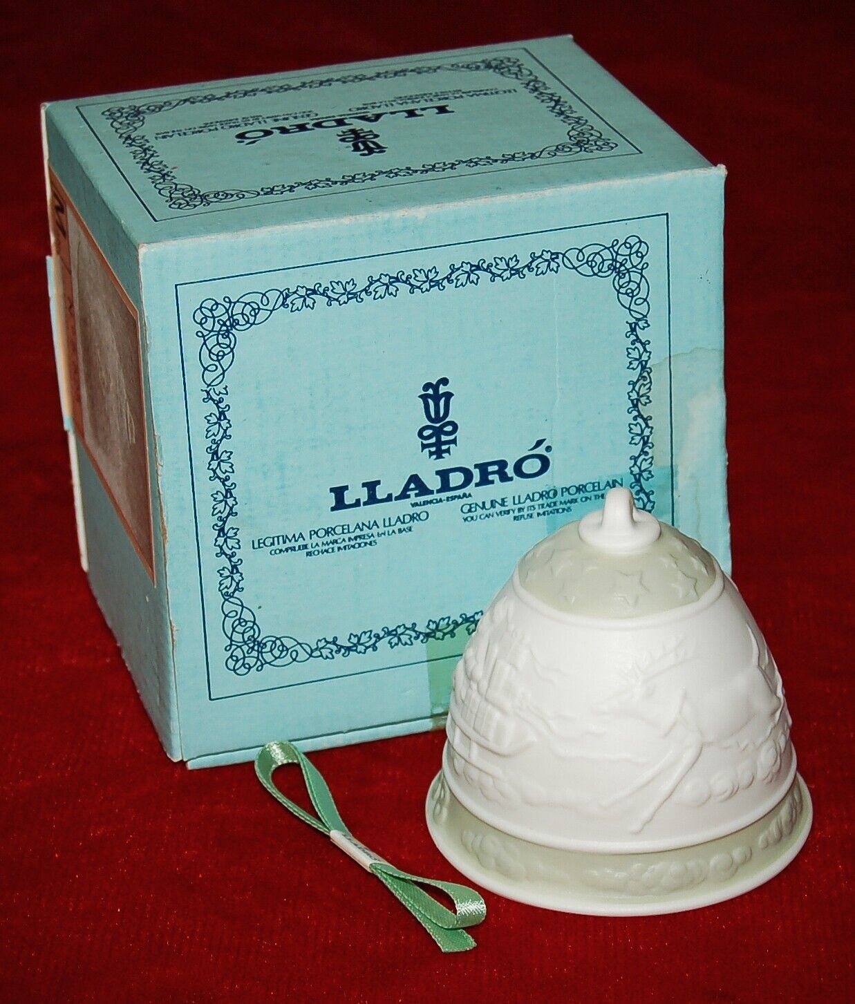 LLADRO Porcelain  CHRISTMAS BELL 1988 New In Original 1980\'s Box Made in Spain