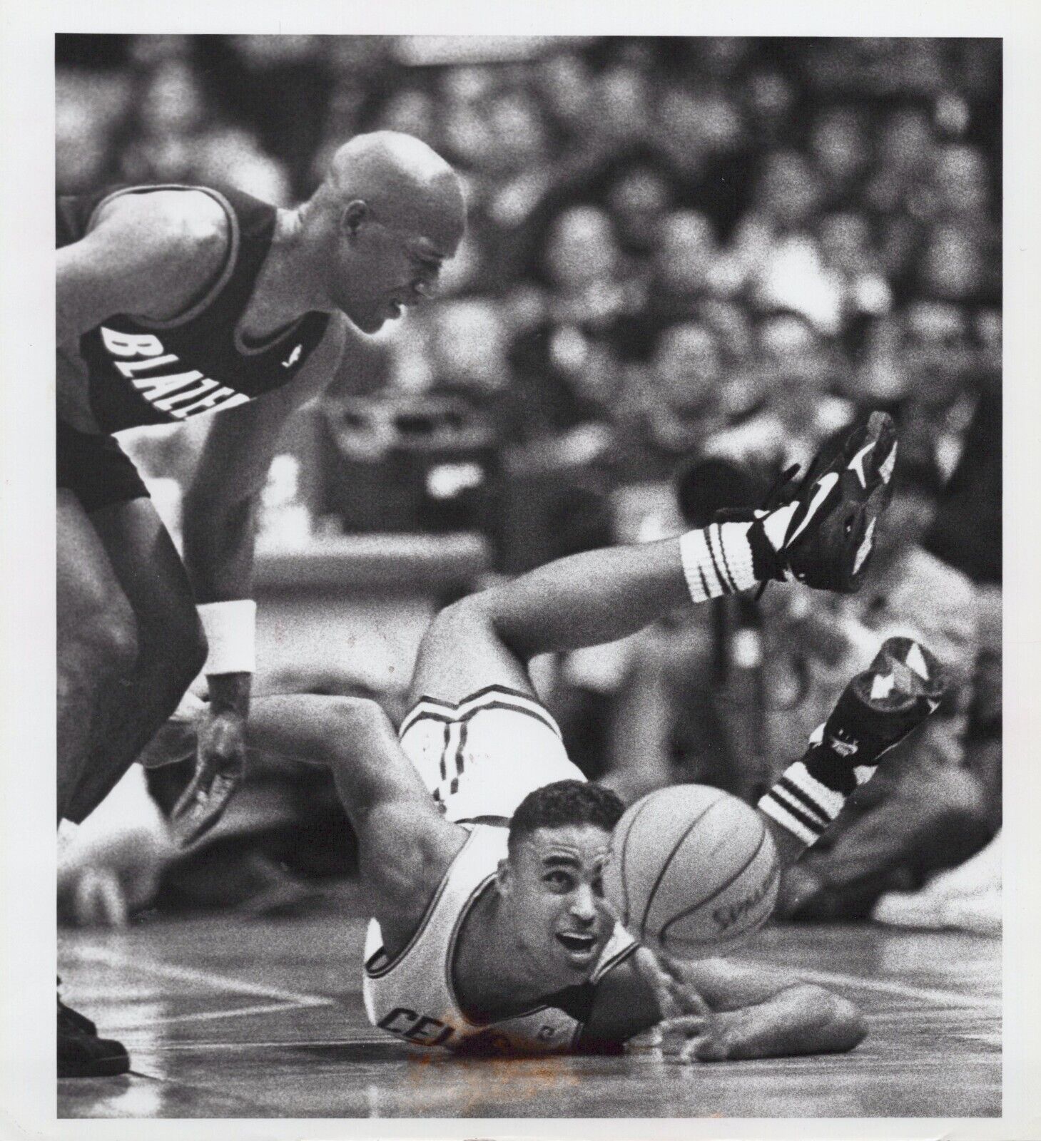 Rick Fox - NBA Celtic Star (1993) ❤ Original Basketball Sport Press Photo K 356