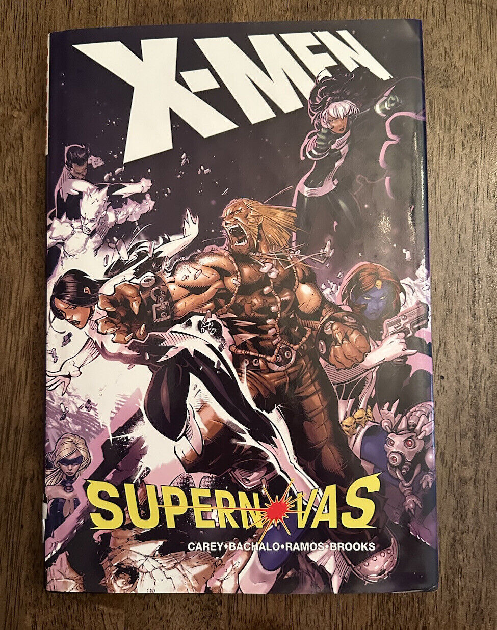 X-MEN SUPERNOVAS HC Hardcover Carey Bachalo Brooks 2007 #188-199 Pre-owned