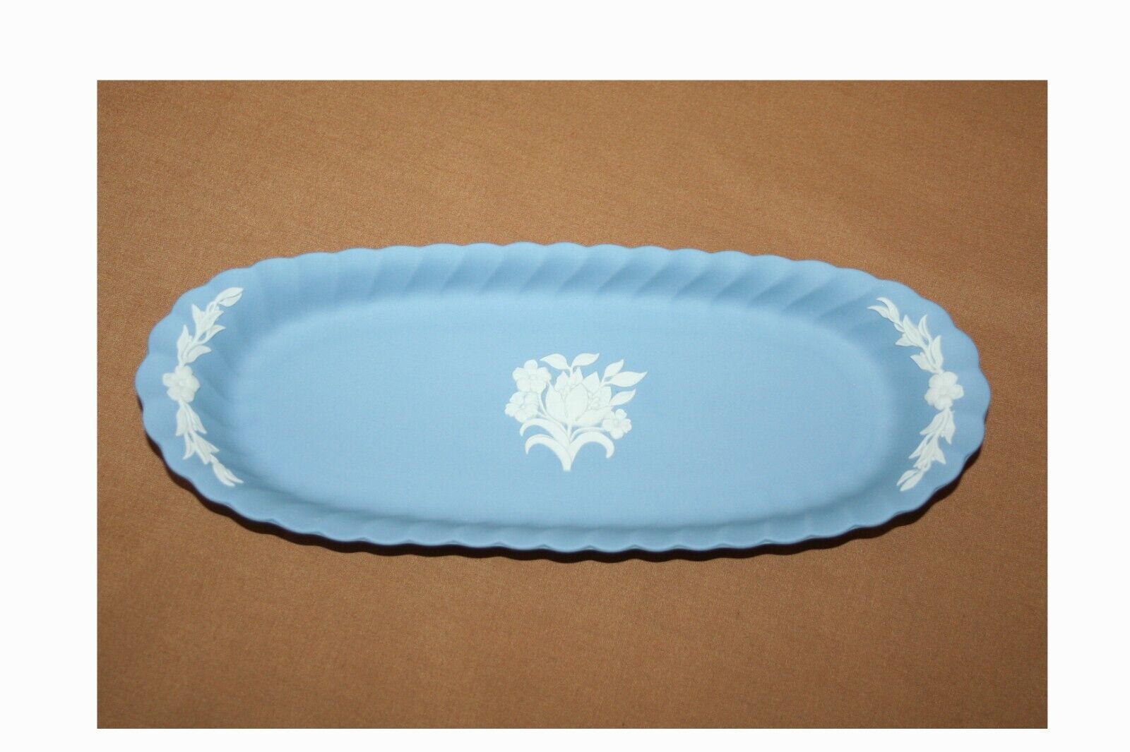 Vintage WEDGWOOD Blue Scalloped Edge Jasperware Candy Trinket Tray Dish Flowers