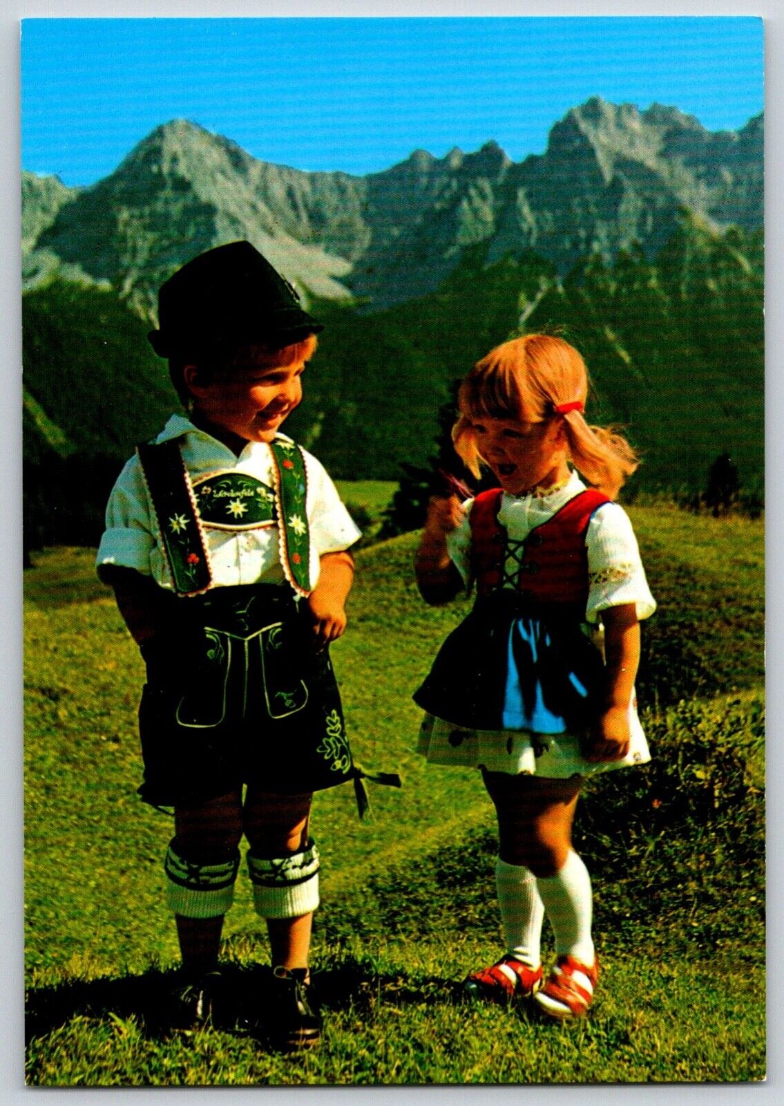Postcard Trachtenkinder Toddler Boy and Girl Costume Children 