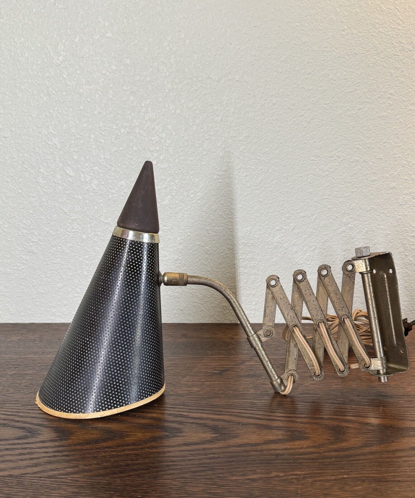 Vintage Mid Century Modern Scissor Accordian Wall Lamp