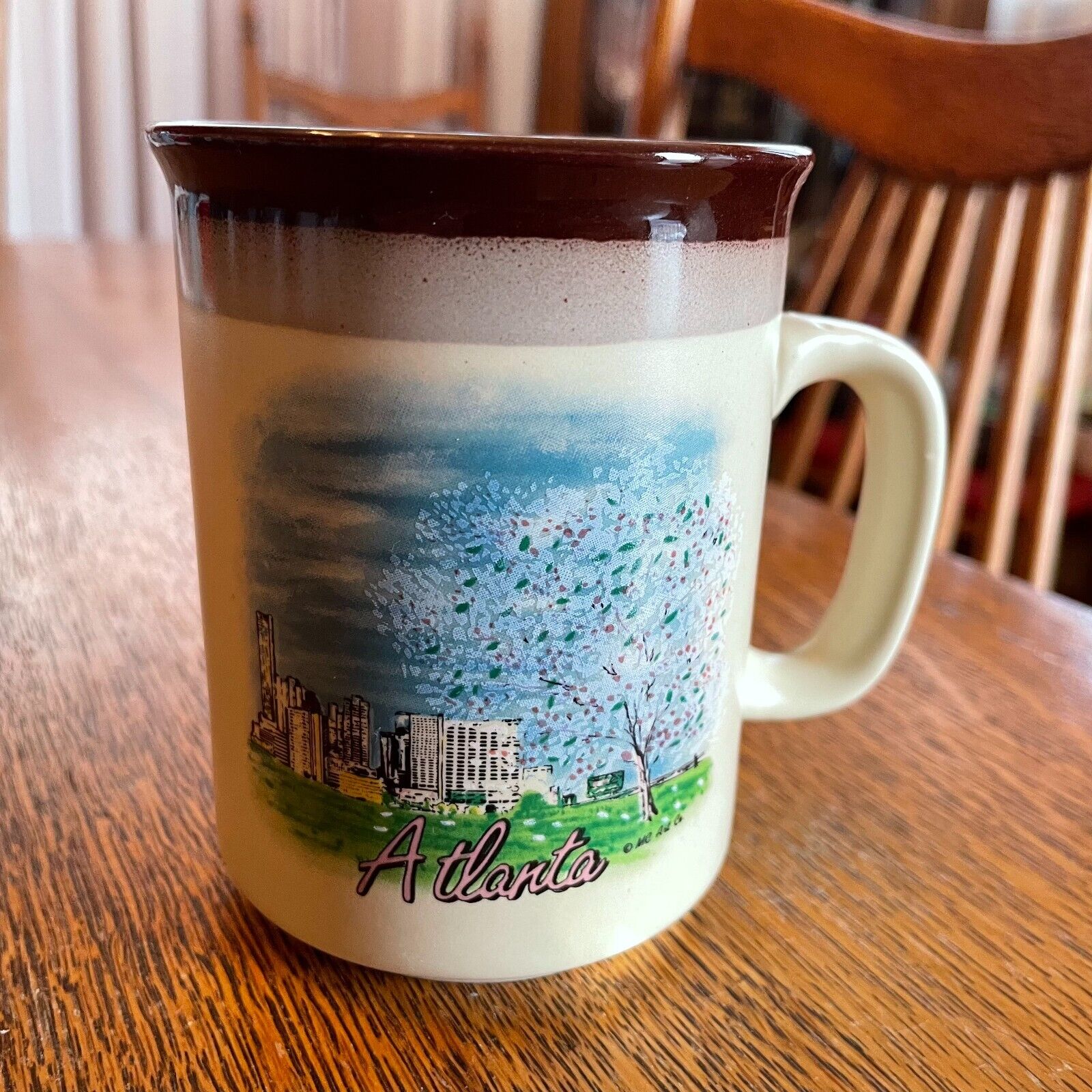 Atlanta (Georgia) Skyline Vintage Coffee Cup Mug 11 ounces