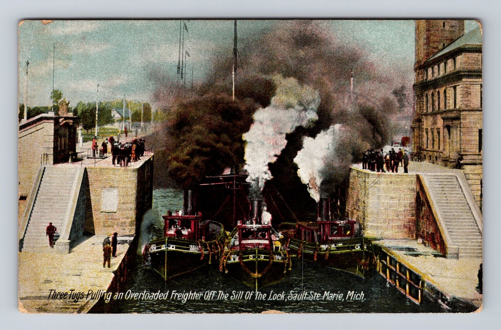 Sault St Marie MI-Michigan, Tugs Pulling Freighter in Locks, Vintage Postcard