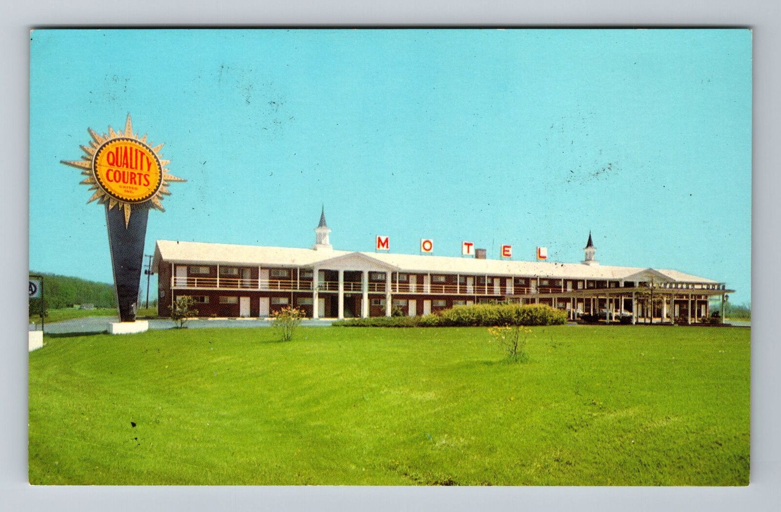 Shepherdsville KY-Kentucky, Bluegrass Lodge, Scenic View, Vintage Postcard