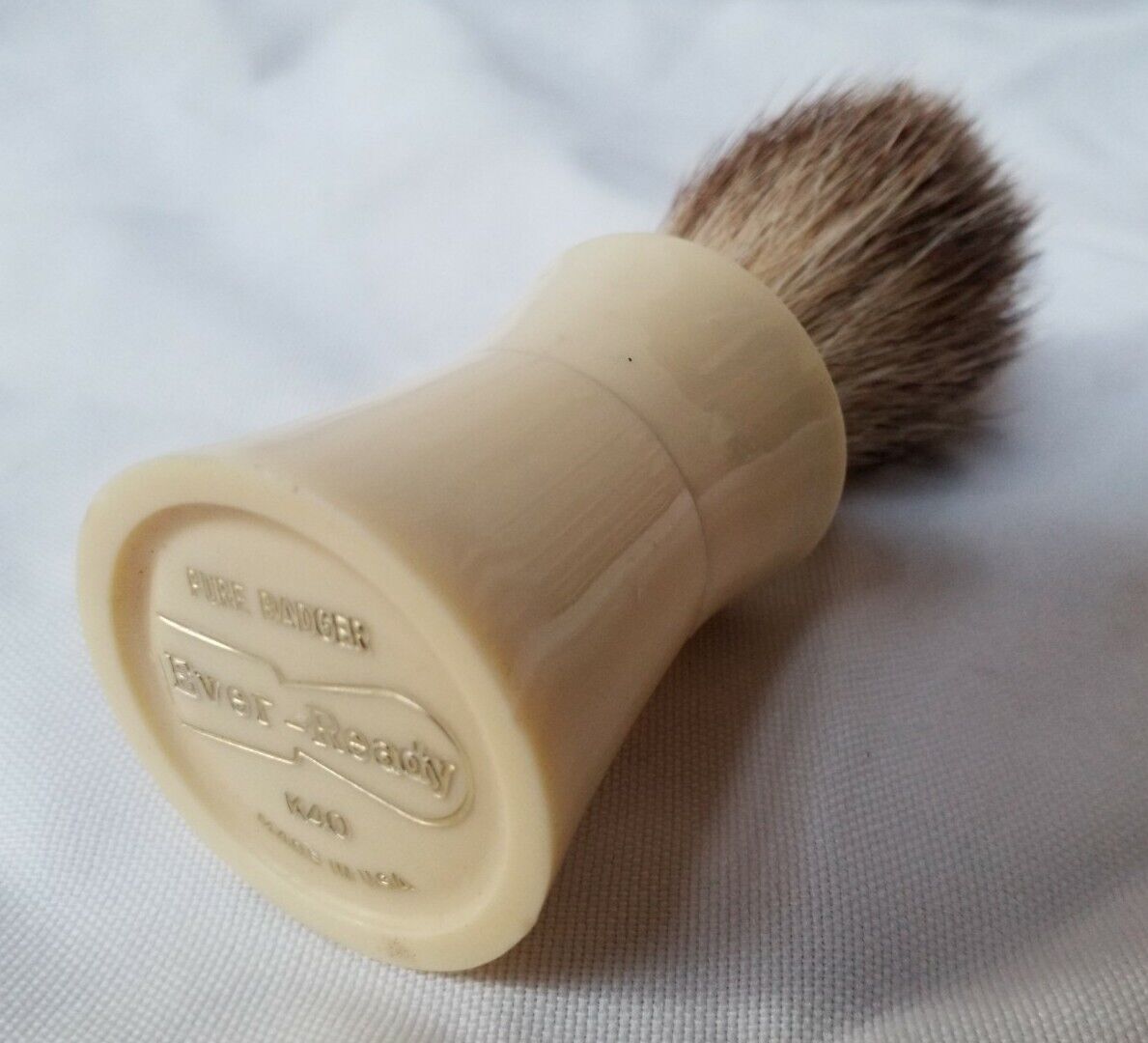 Vintage Ever-Ready K40 100% Badger Hair Shaving Brush Ivory Colored Handle USA