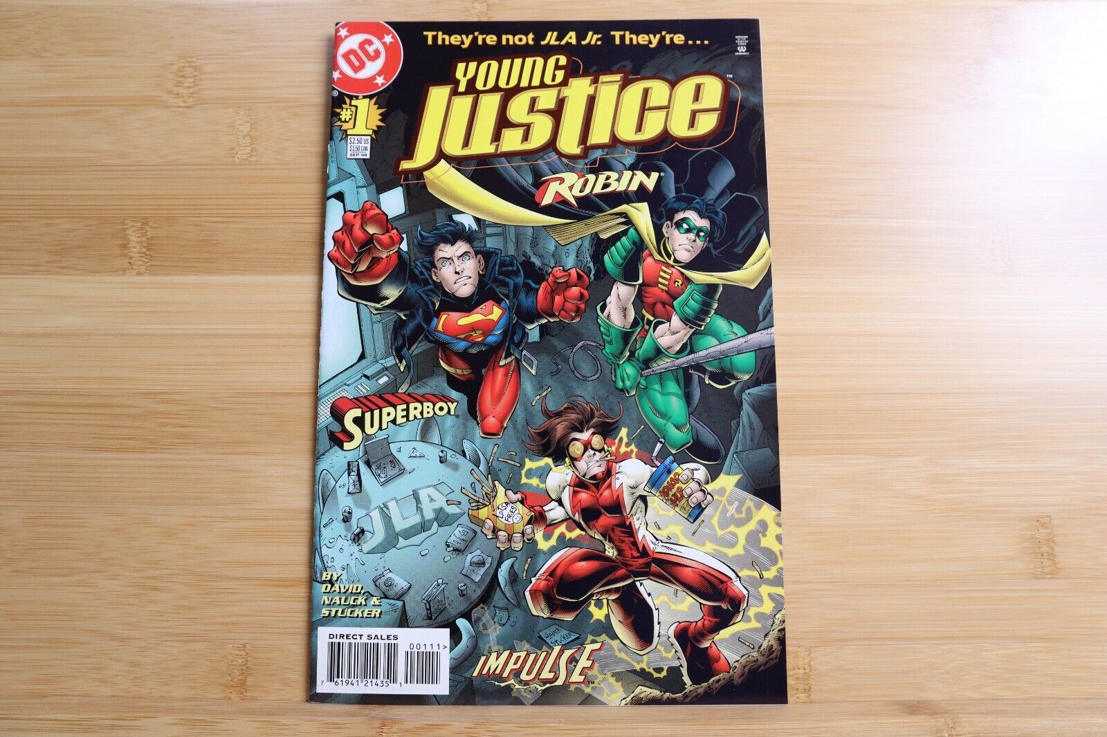 Young Justice # 1, 1st Print DC Comic Robin Superboy Impulse NM
