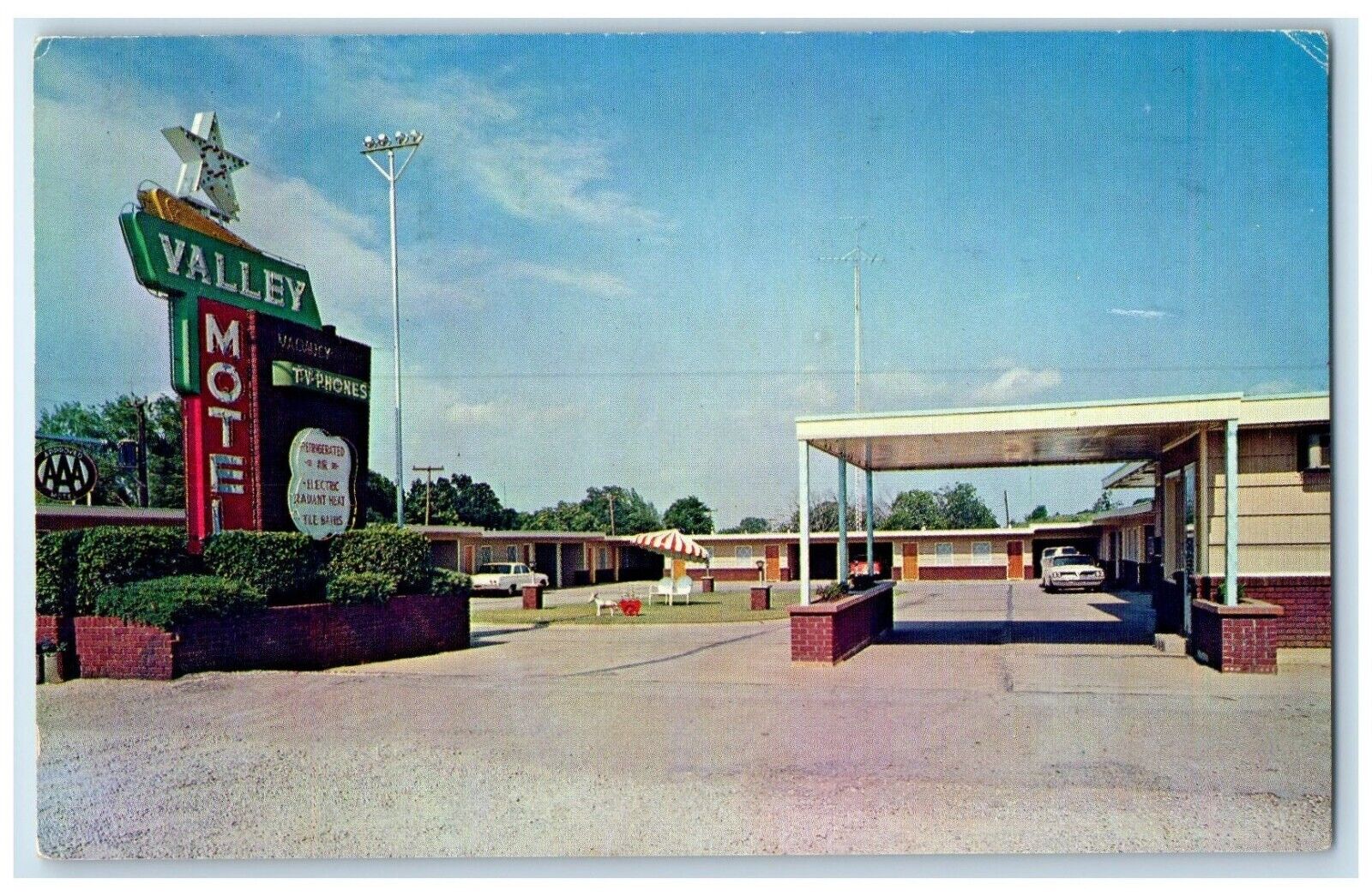 1968 Valley Motel Roadside Pauls Valley Oklahoma OK, Johnson City TX Postcard