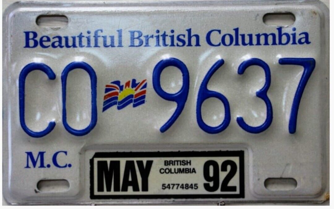 ** 1992 BRITISH COLUMBIA MOTORCYCLE License Plate  **  #C0-9631 Excellent