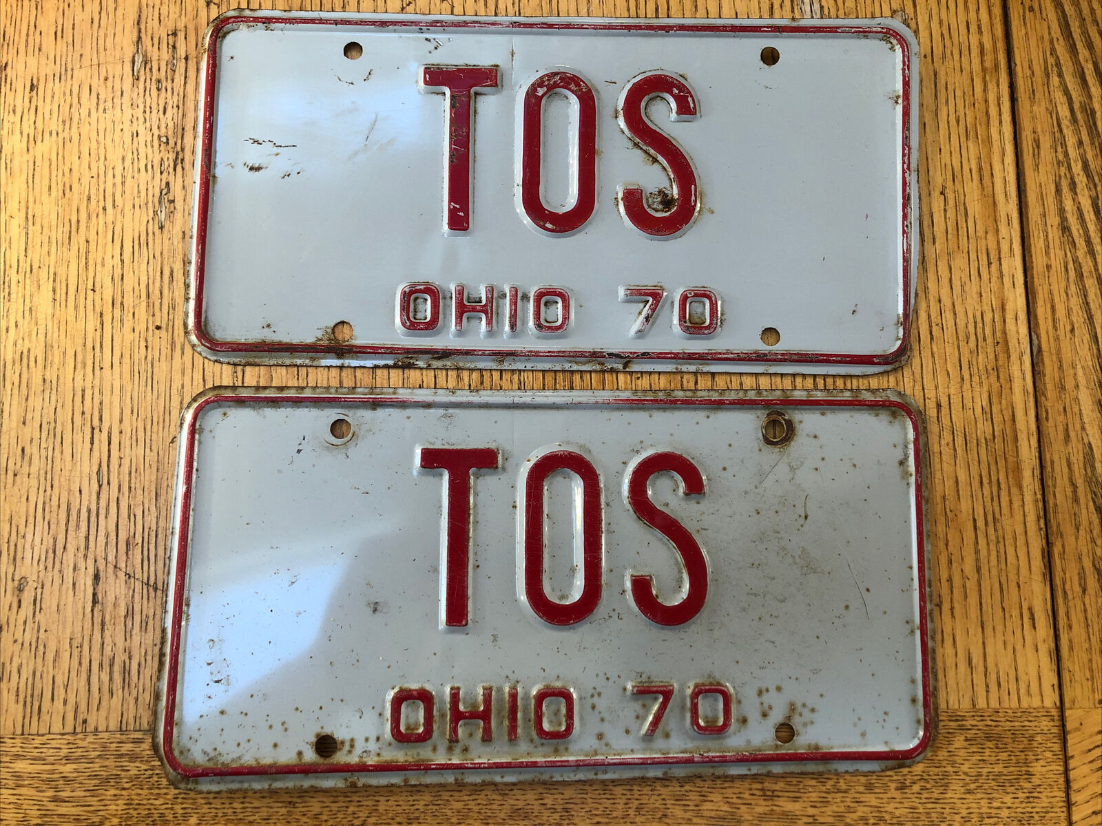 Vintage 1970 OHIO LICENSE PLATE T O S Red White (MATCHING PAIR SET) FORD GTO