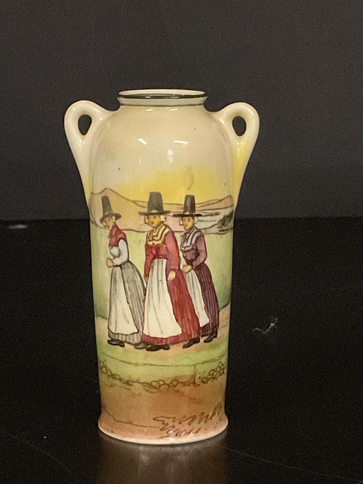 Vintage Royal Doulton Welsh Women Series Miniature Vase - Excellent Condition