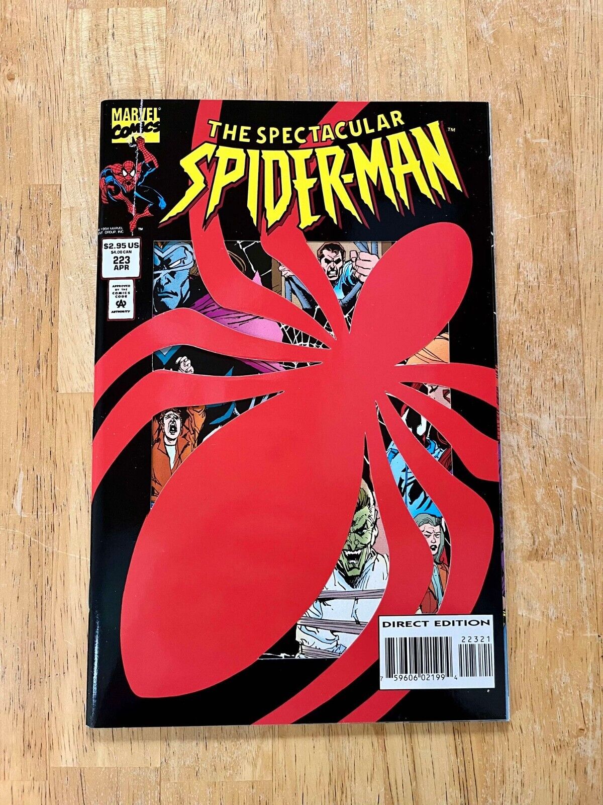Spectacular Spider-Man #223 Die-cut  - 1995 Marvel comics VF/NM