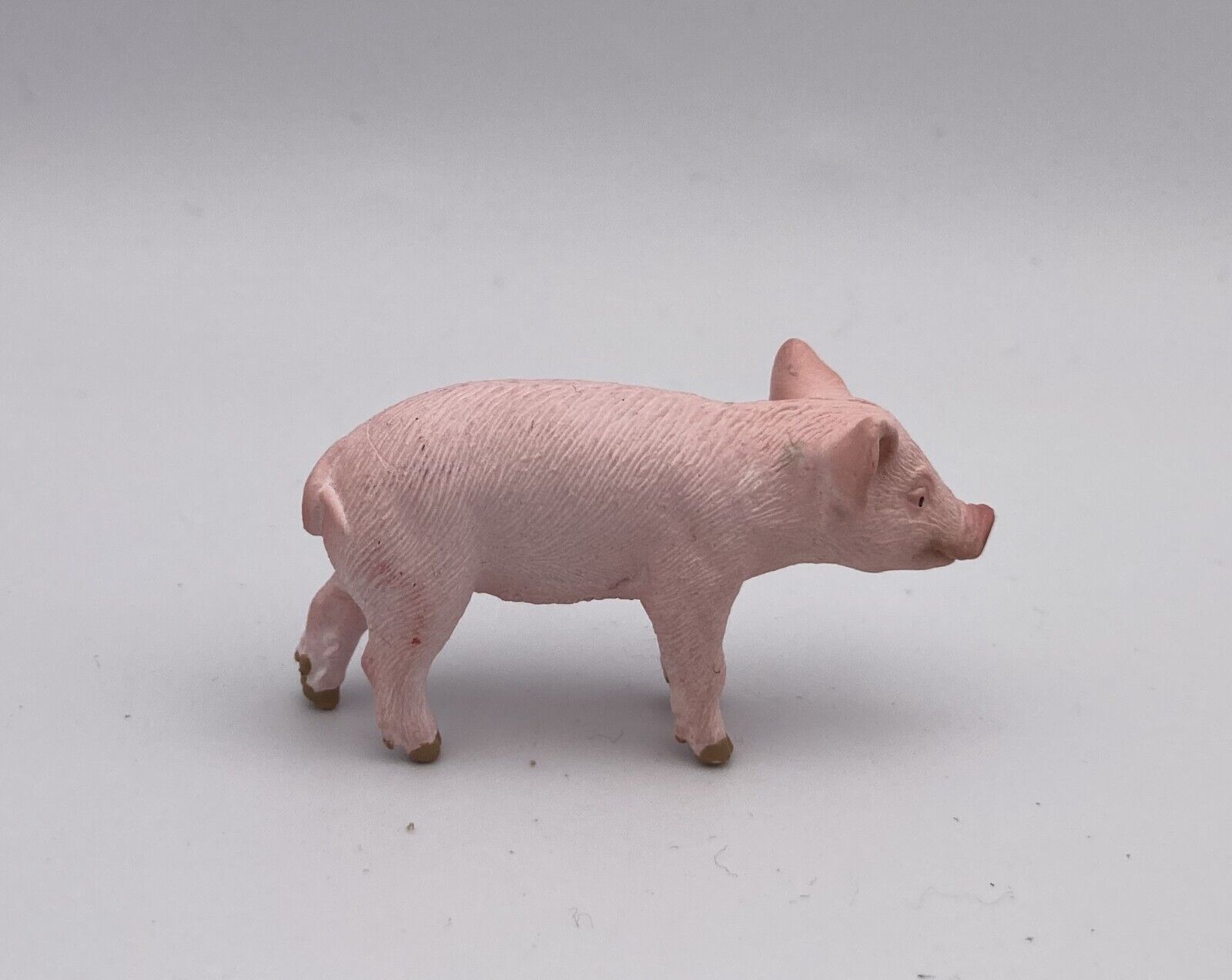 Schleich Standing PINK PIGLET Baby Pig Farm Figure 13783 Retired 2014