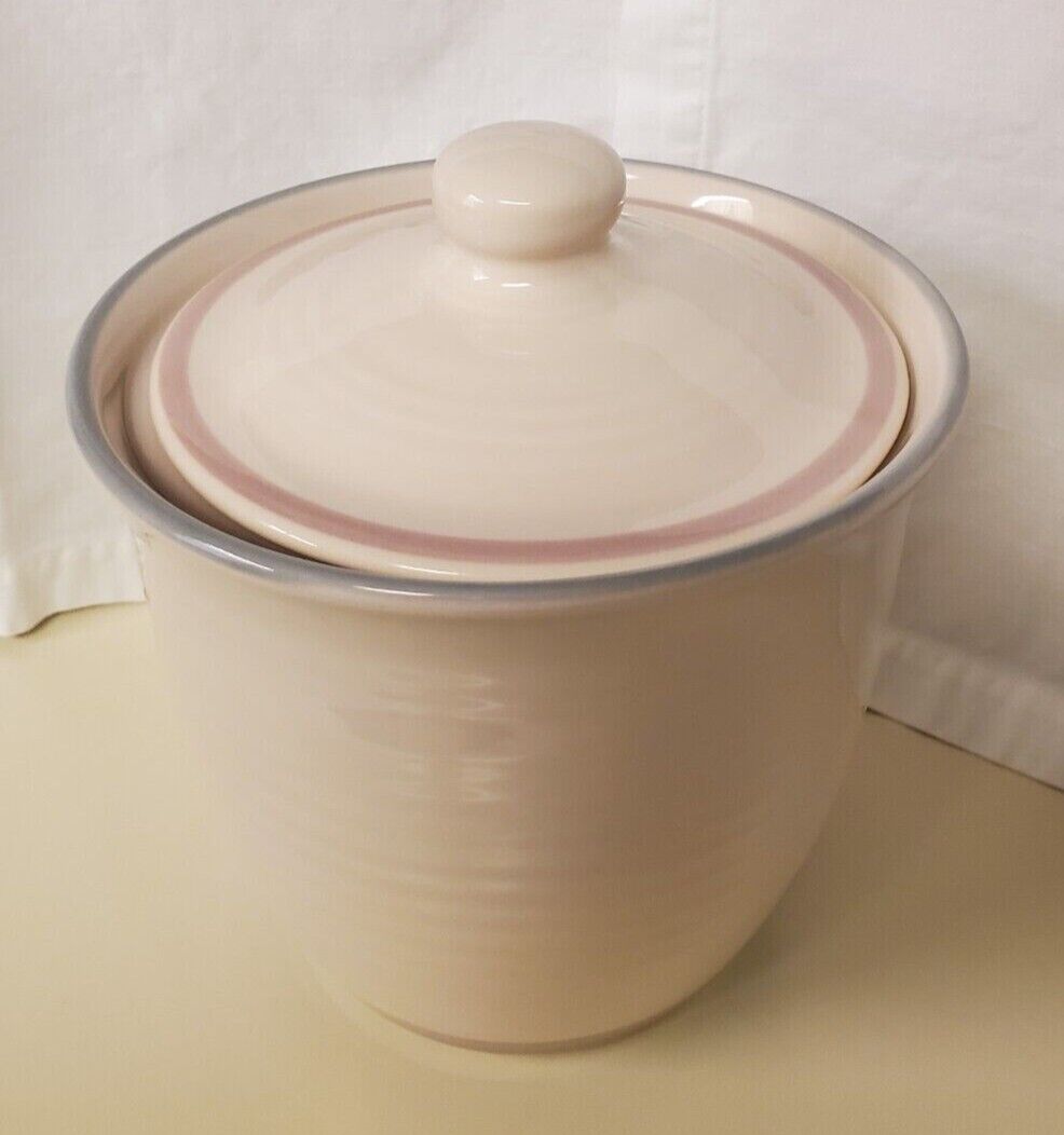 Vintage Pfaltzgraff Aura Pink Stoneware Coffee 2Ot Canister with Lid USA 