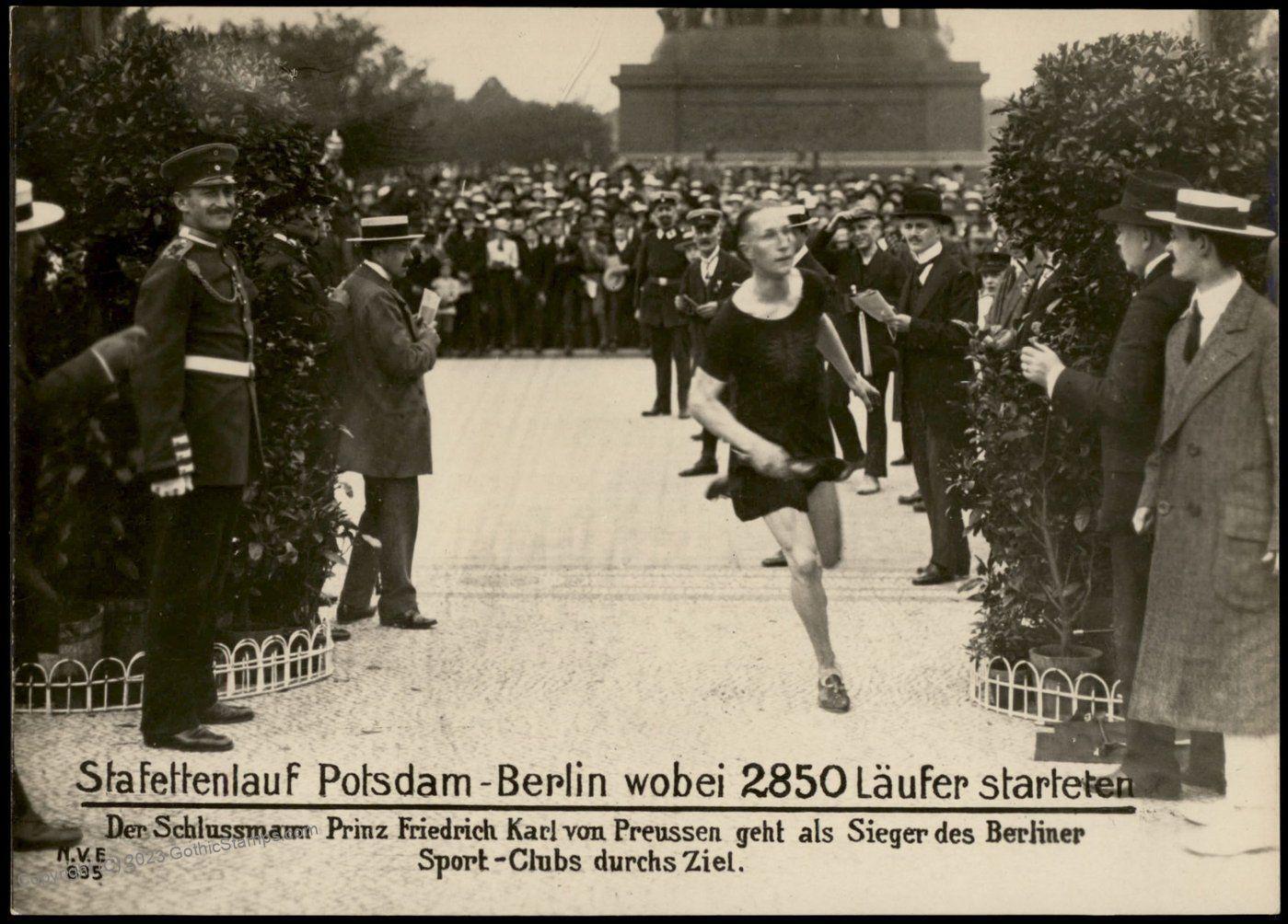 Germany 1913 Oversize  RPPC Footrace Berlin 2850 Runners 75718