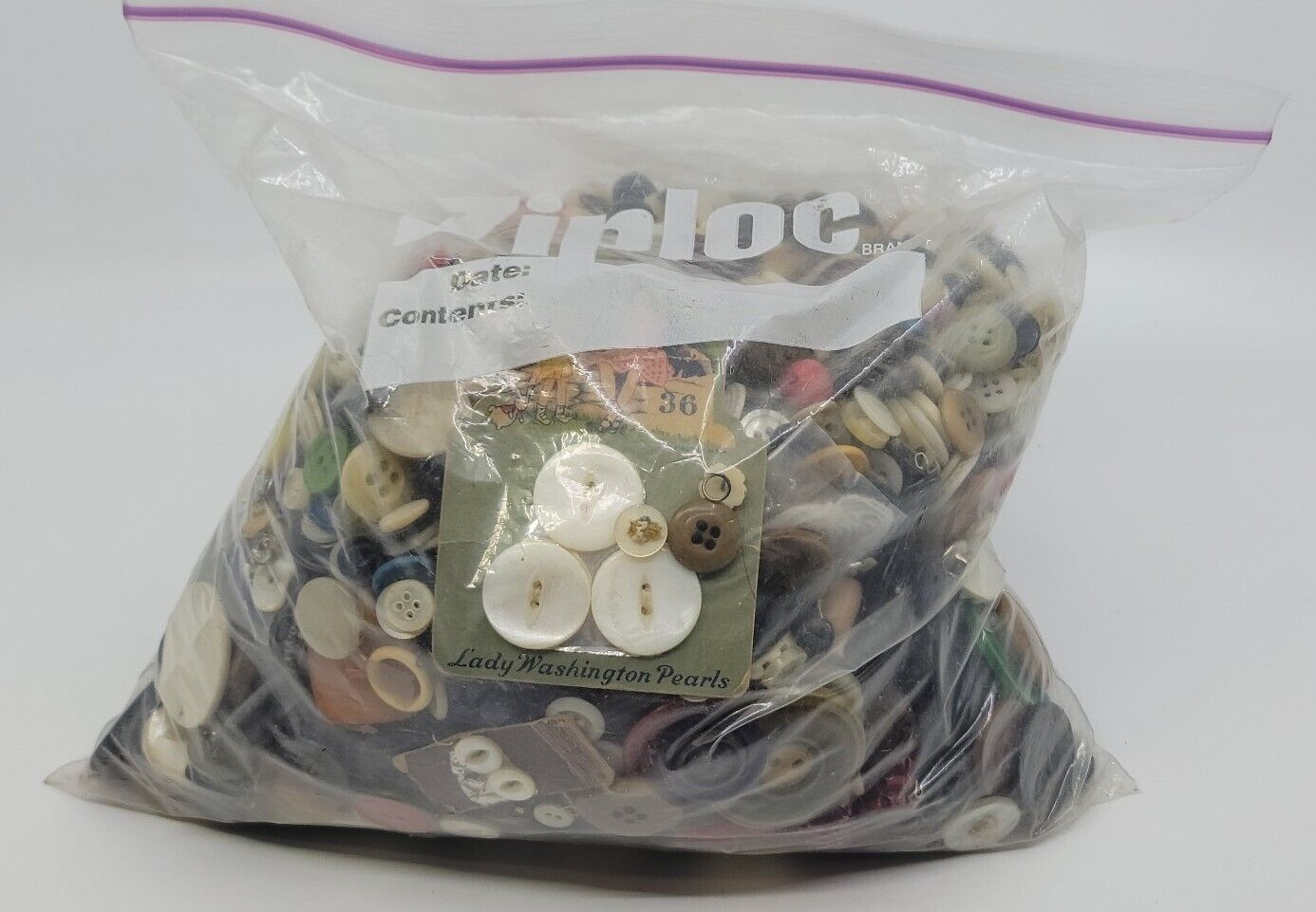 Vintage Grandmas Buttons Lot 5lbs In 1 Gallon Ziploc Bag Estate Cleanout 