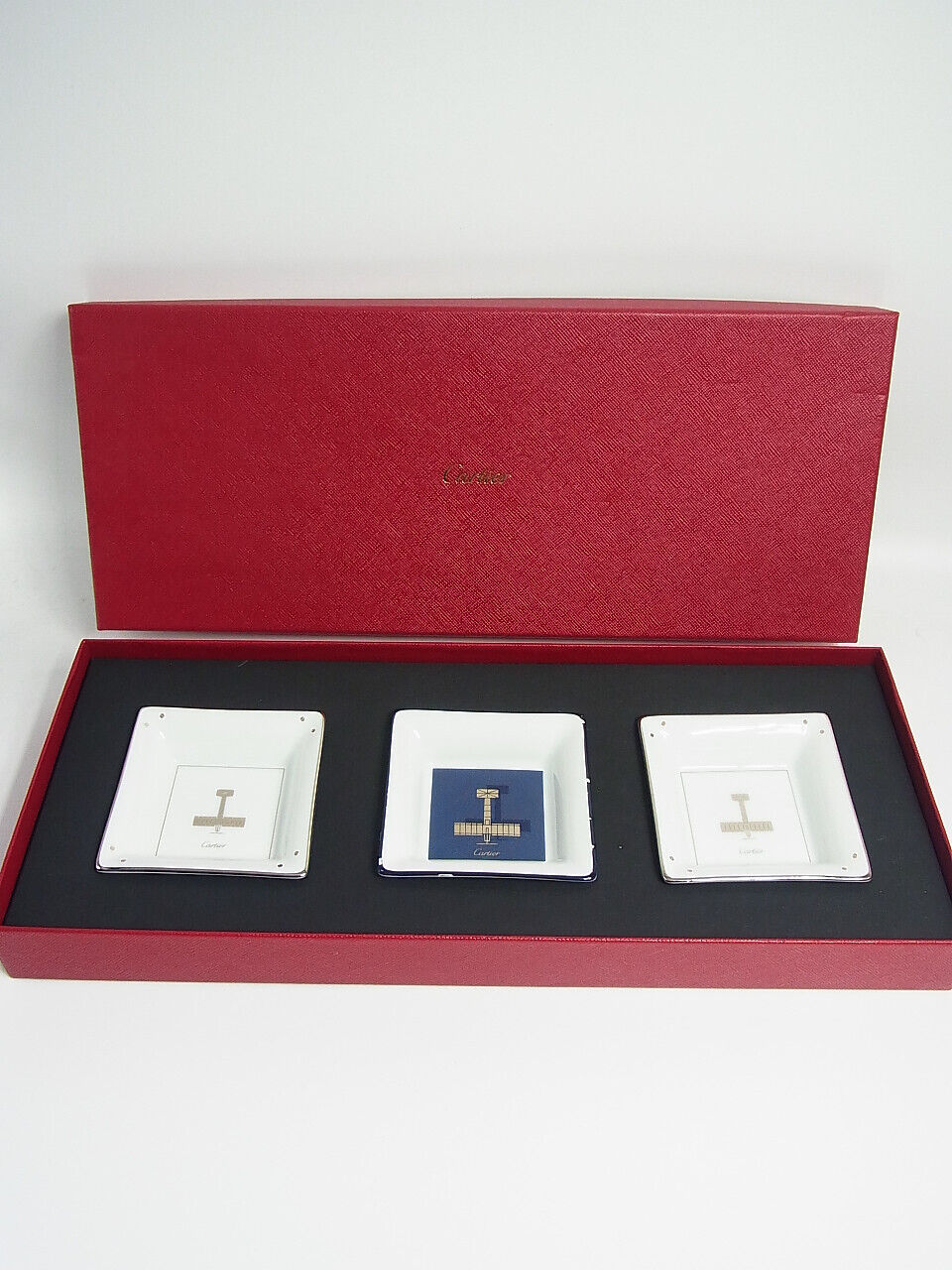Auth Cartier Porcelain Mini Trinket Tray Ashtray Plane 3 pcs set 8x8 cm w/Box