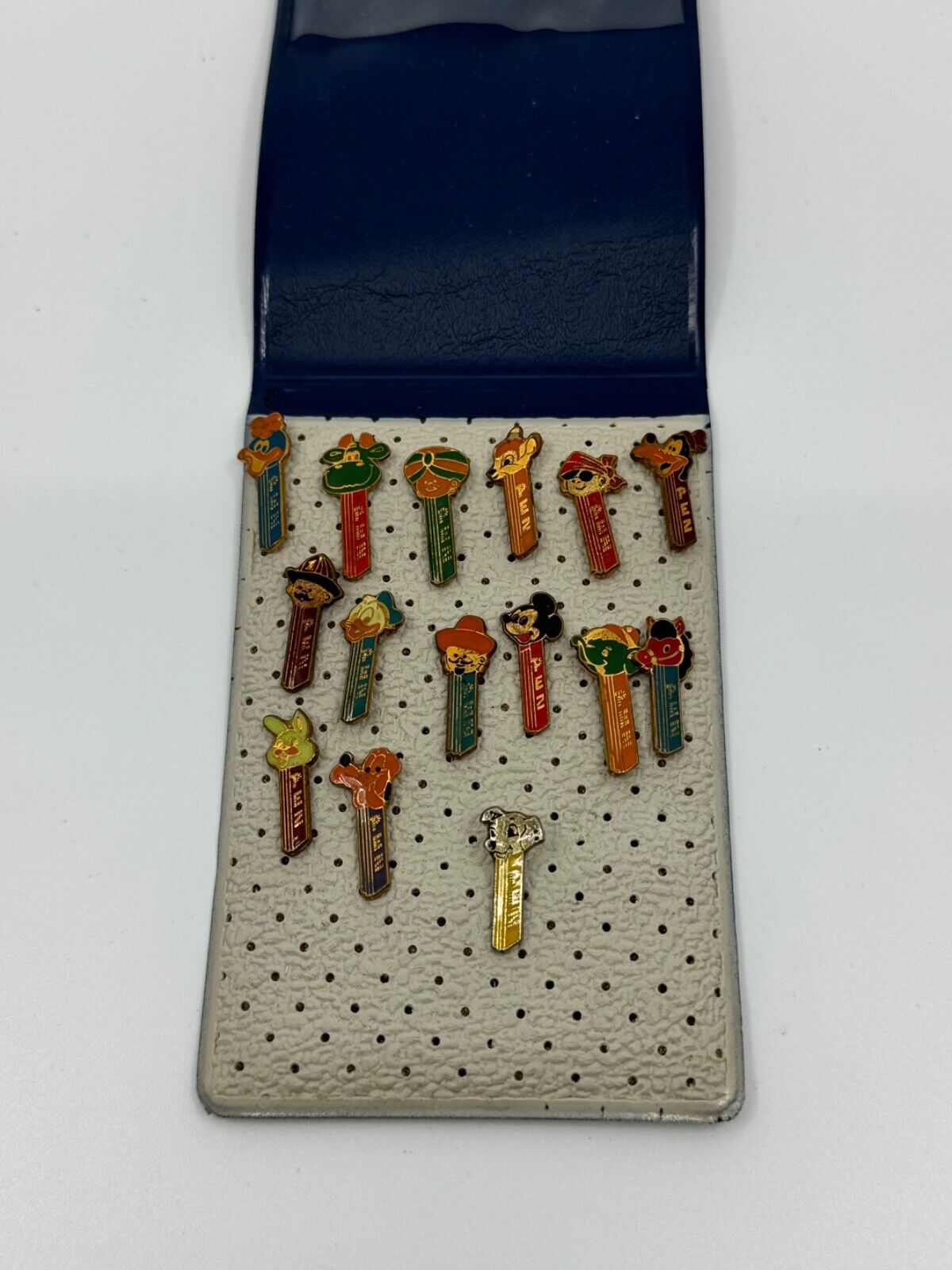 PEZ Stick Pin Disney Collection. Rare.