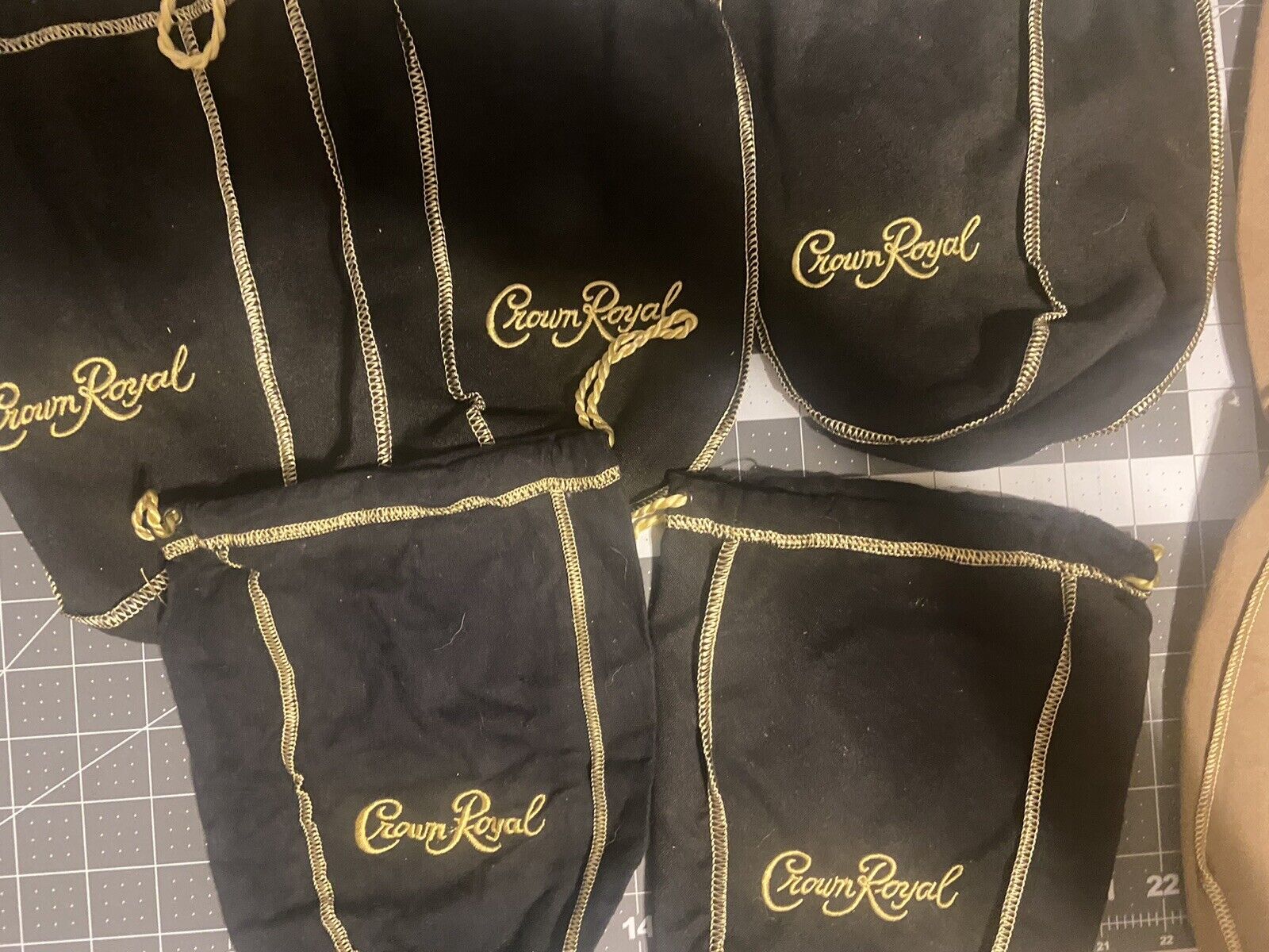 Crown Royal 1.75L Extra Large Black Drawstring Bag- 12 inch Quilt/craft/ Collect