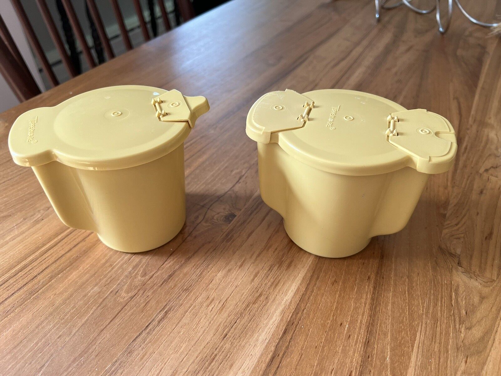 Tupperware Sugar Bowl 577-1 Creamer 574-4 Set Harvest Gold Lids Vintage