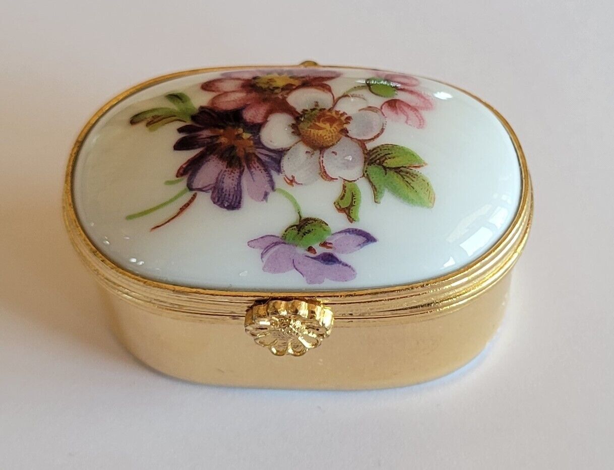Vintage Artoria Limoge Oval Floral & Gold Trinket Box