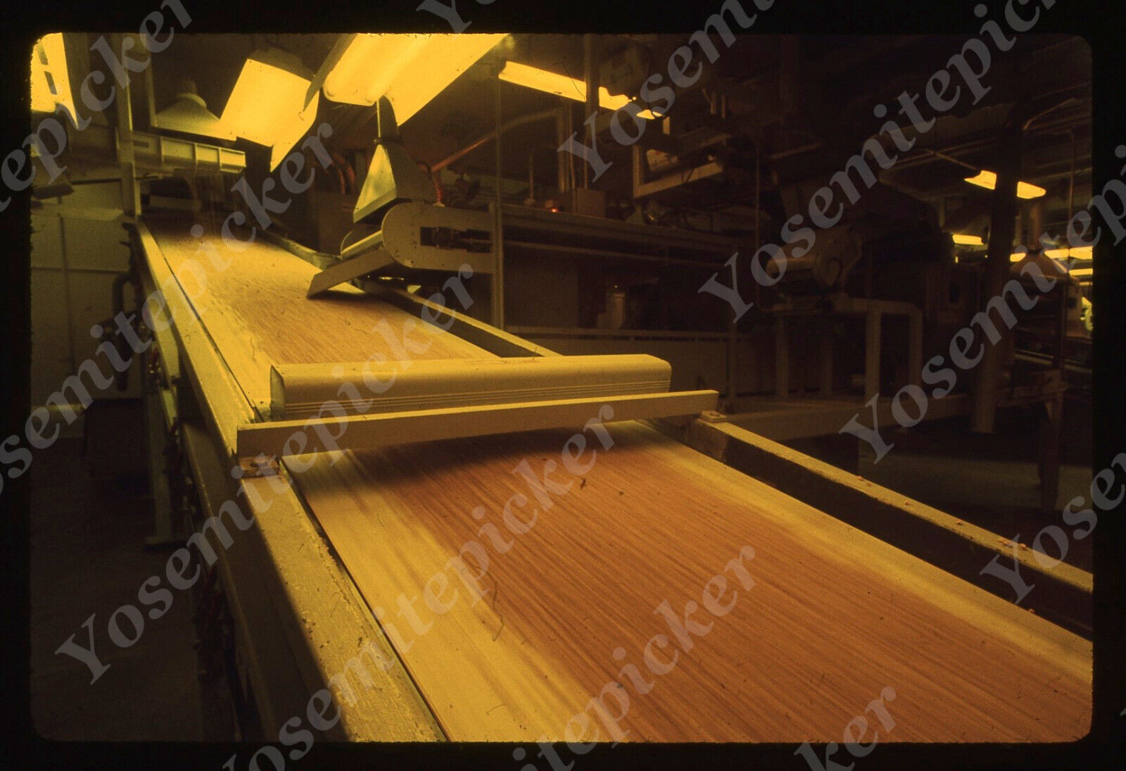 Sl87 Original Slide 1970\'s  Nebraska Kellogg\'s Sugar Smacks factory line 690a