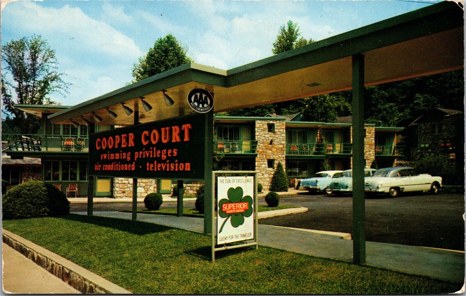 Postcard Cooper Court in Gatlinburg, Tennessee~131959