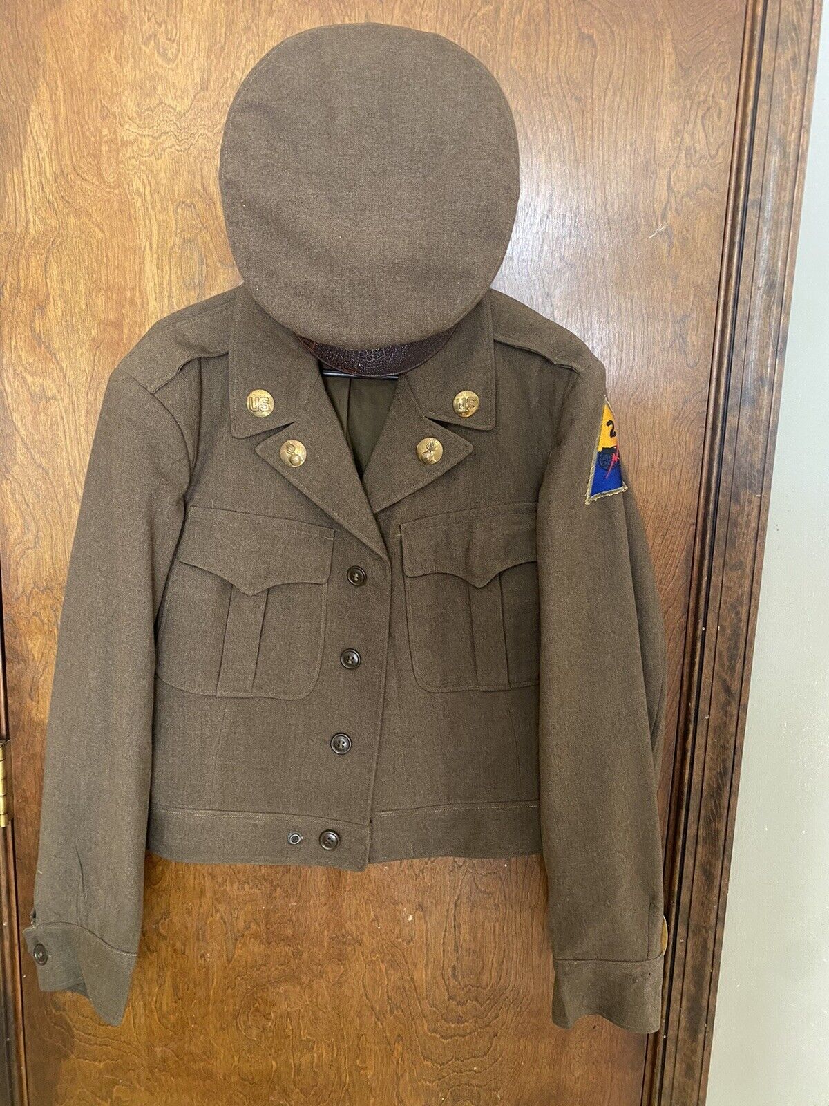 WW2 Second Armored Recon Ike Jacket With Enlisted Cap Dated 1944