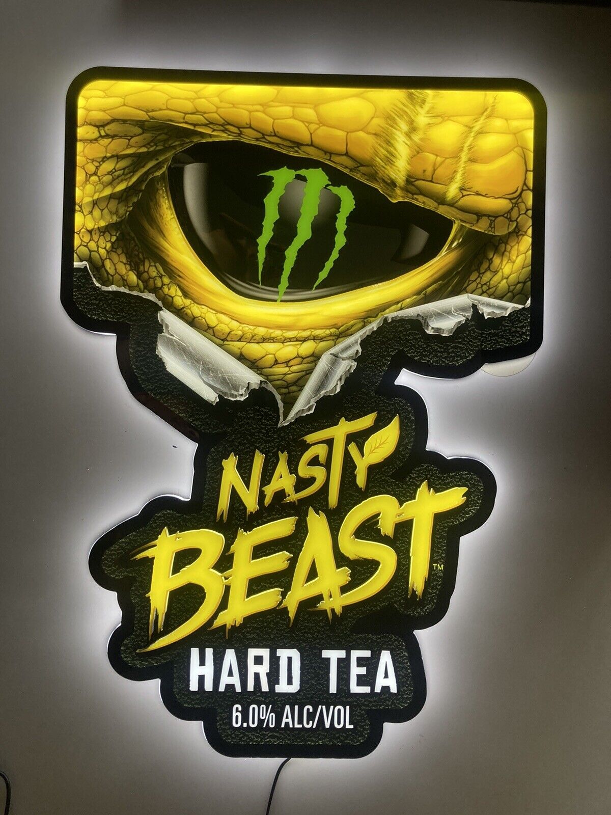 🔥 Monster Energy Nasty Beast  Hard Tea Beer Bar Sign Light W/ Dimmer  3/D Eye