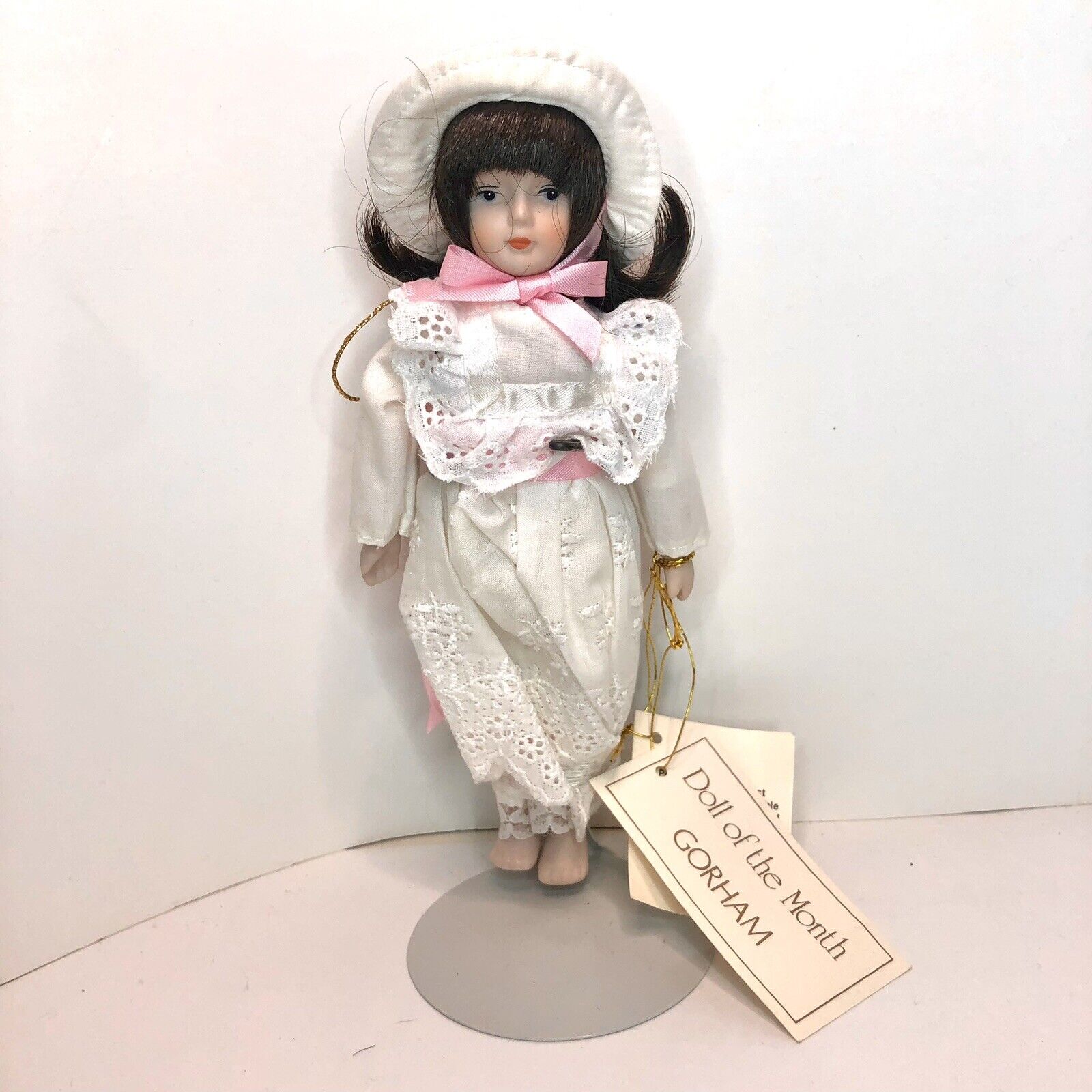 Vintage Gotham July 1983 Doll of the month Porcelain T28