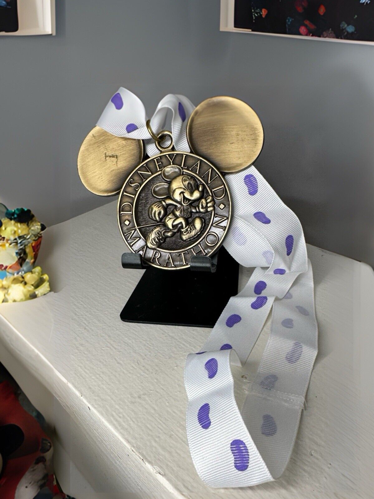 Vintage 1995 Disneyland Marathon Inaugural Medal - Collector’s Item