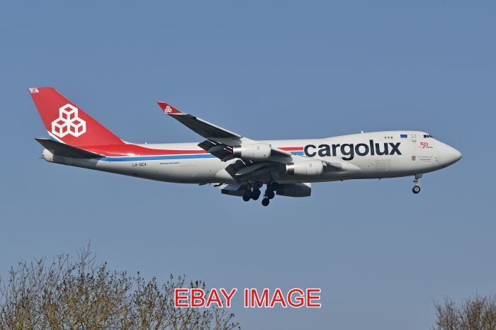 PHOTO  AEROPLANE BOEING 747-4R7F \'LX-OCV\' CARGOLUX C/N 29731 L/N 1222 BUILT 1999