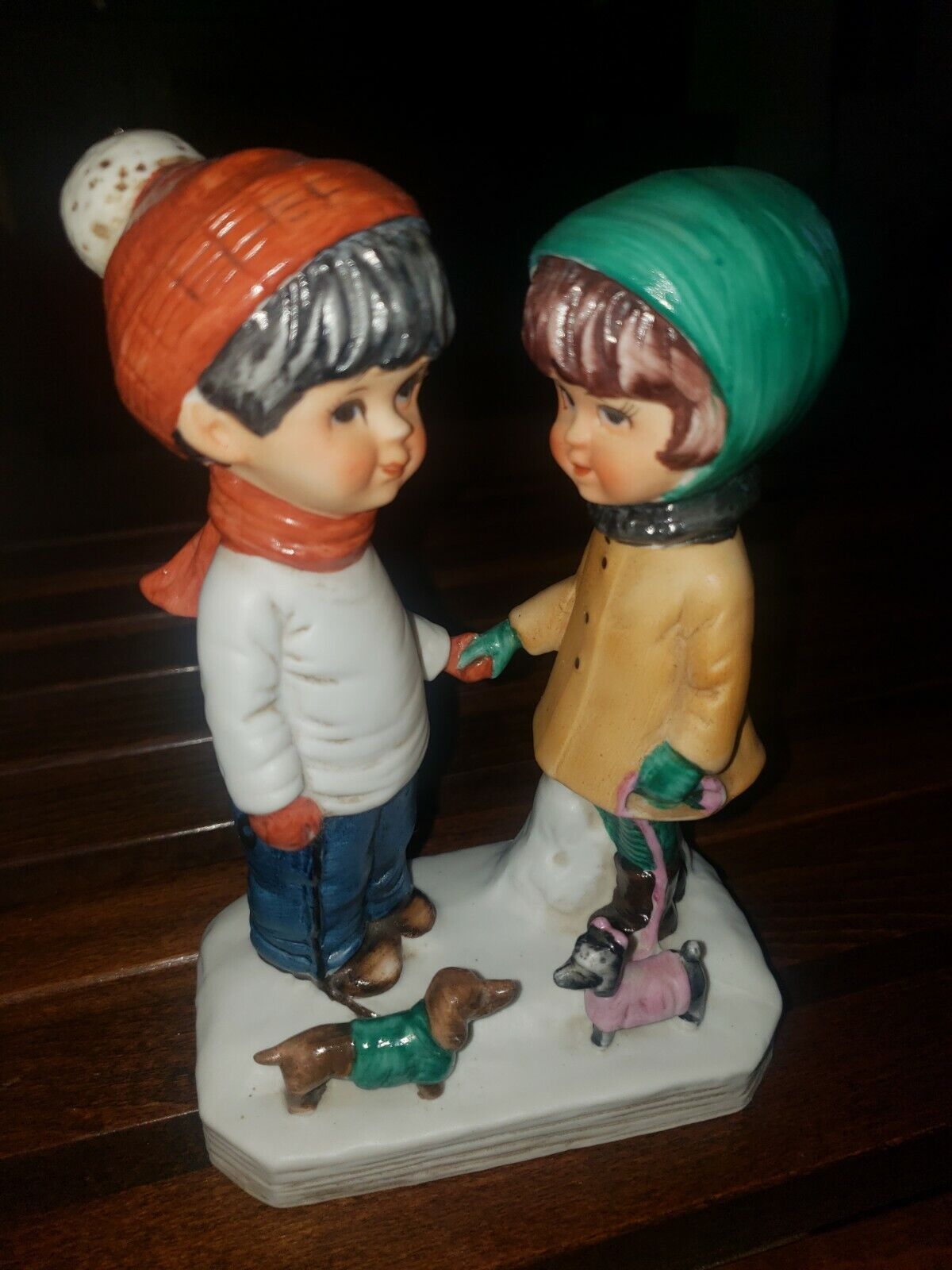 Moppets 1975 MAR Winter figurine boy & girl Gorham made in Japan ceramic