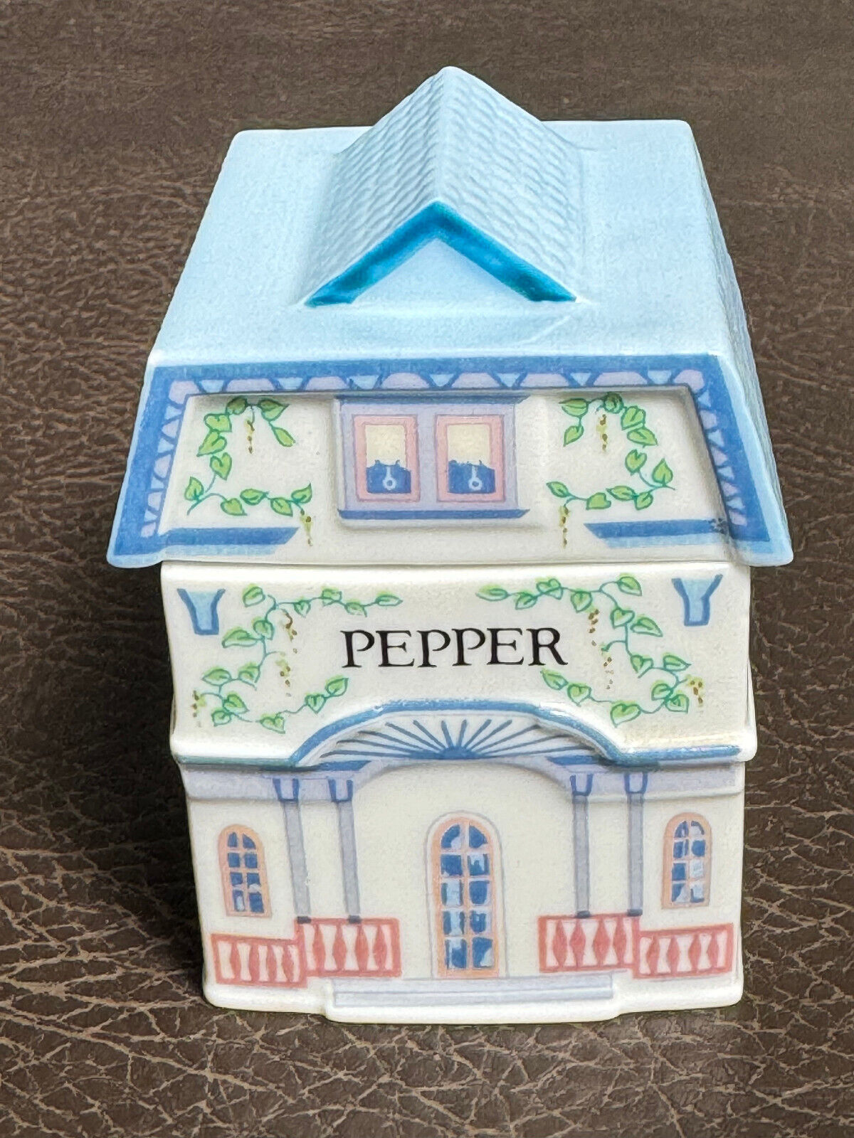 RARE Lenox Spice Village PEPPER Porcelain Spice Jar Houses Vintage 1989 HTF