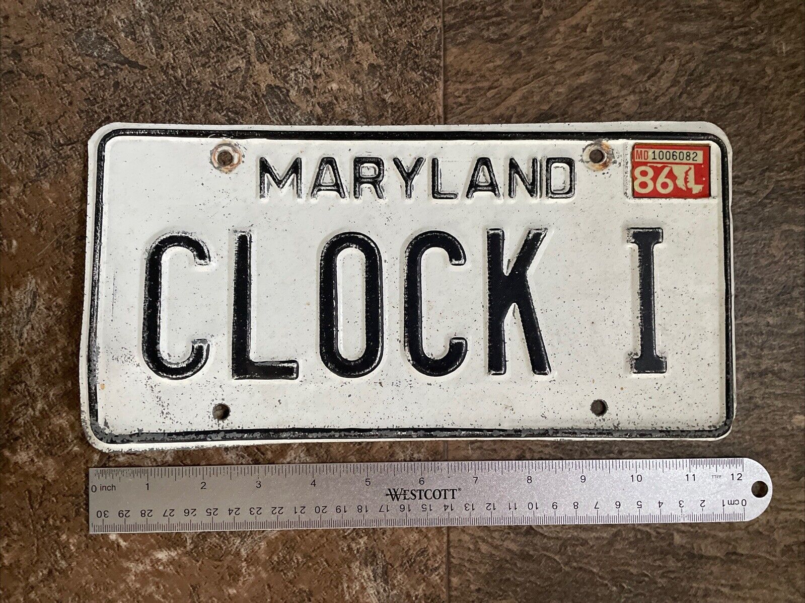 Vintage 1986 Vanity Maryland License Plate Tag CLOCK  I