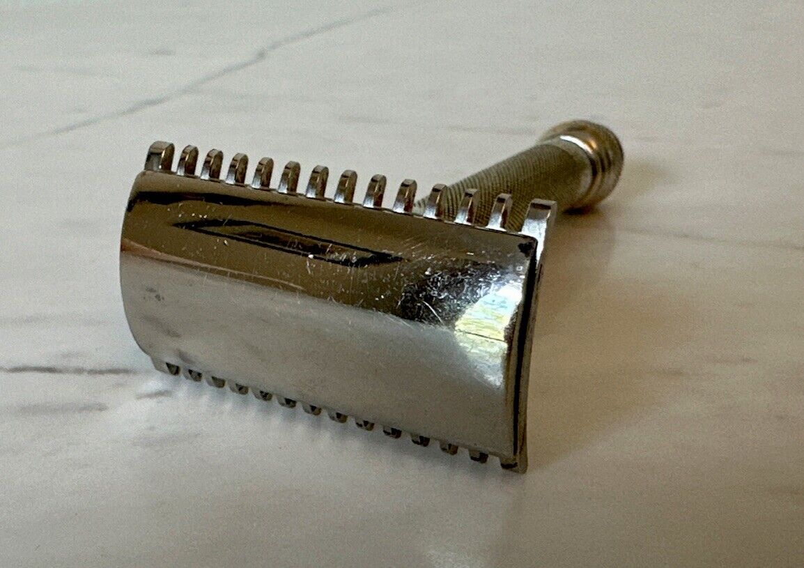 1920’s Old Type Silver Ball End Safety Razor/Vintage 3 Piece/Made In Canada/RARE