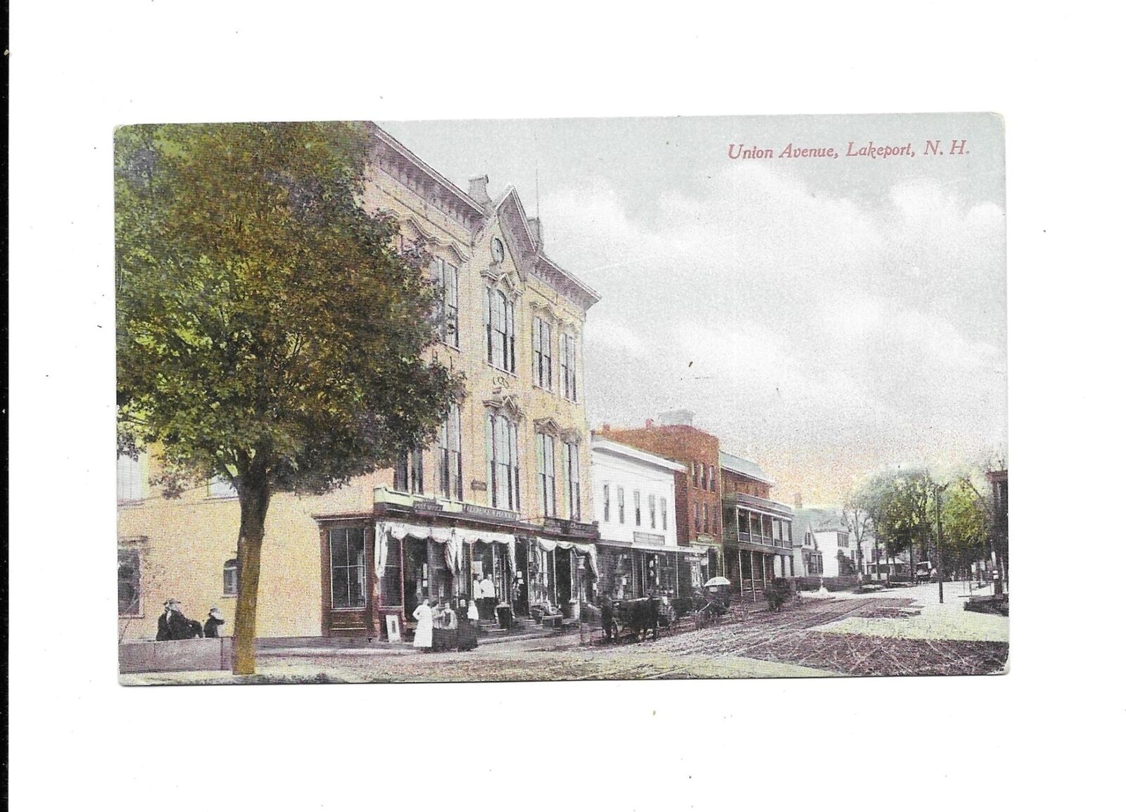 Great View Of UNION AVENUE In LAKEPORT, NH On Vintage Unused Postcard