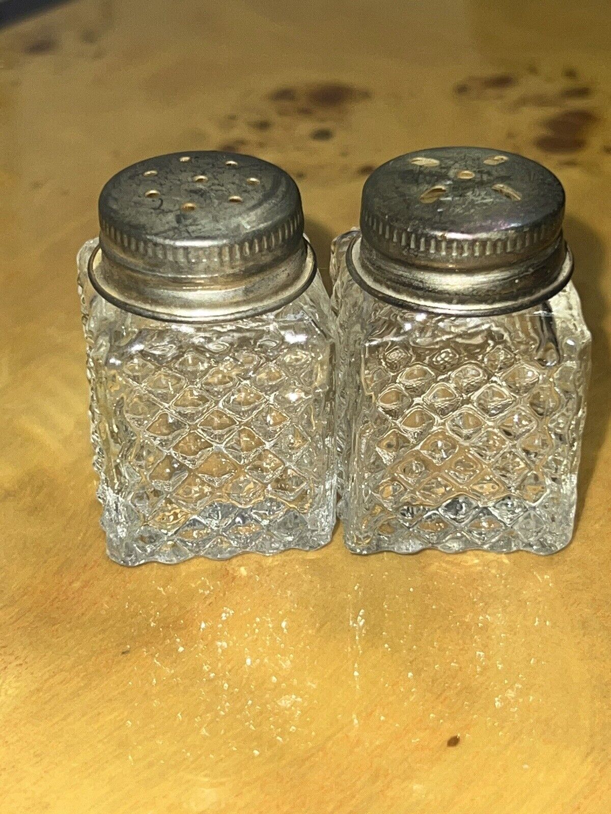 Vintage Crystal Glass Mini Square Salt Pepper Shakers Silver Plate Tops 	