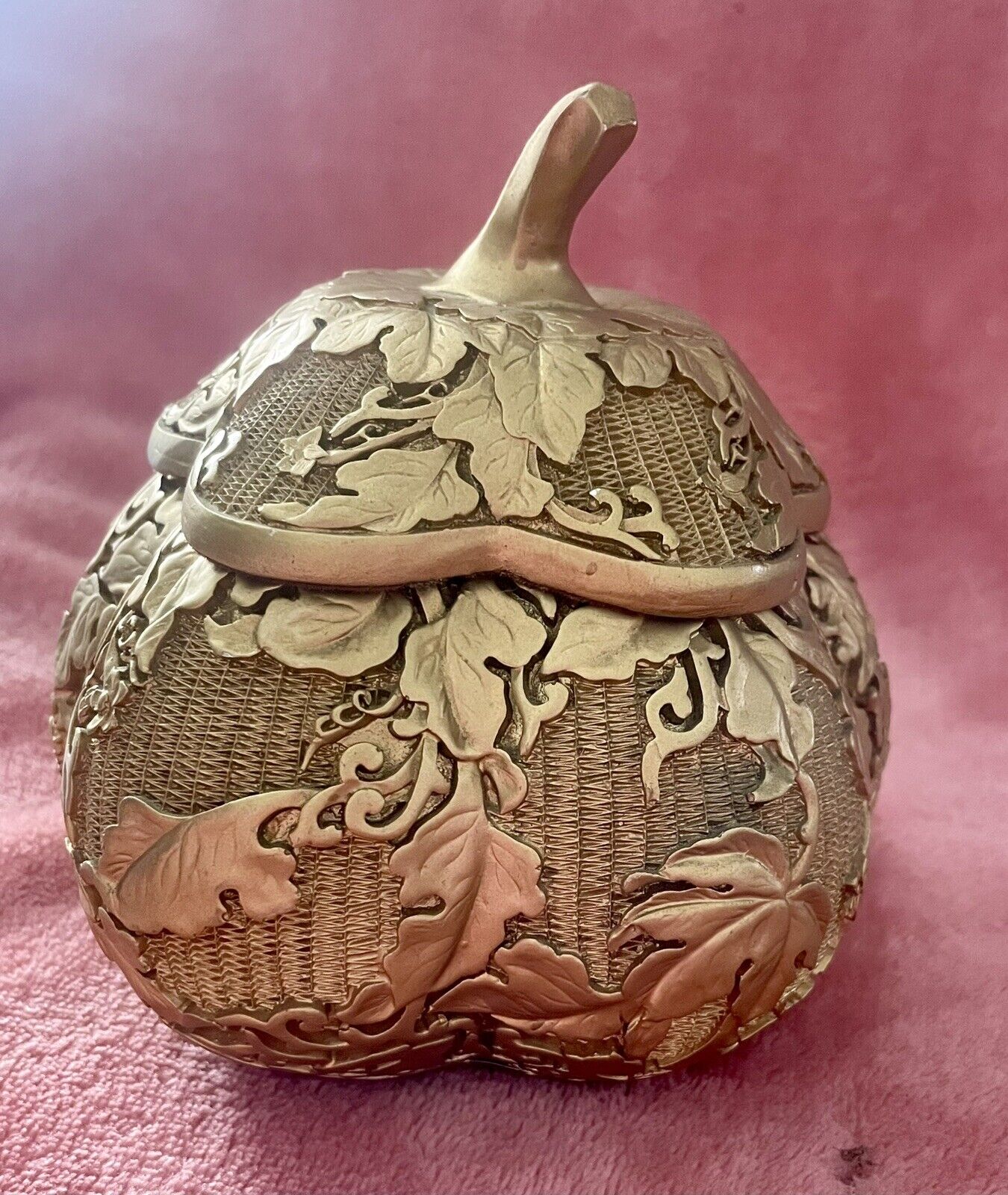 Vintage Ivory Dynasty Resin Carved Lined Jewelry/Trinket/Candy Box Pumpkin Gourd