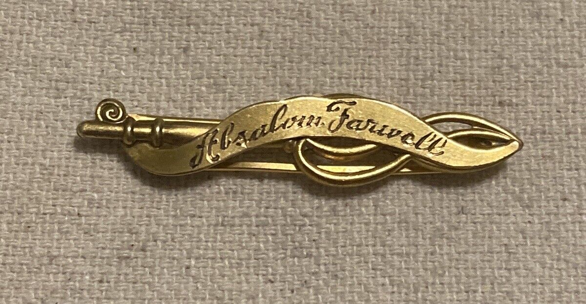 DAR engraved ancestor pin for Daughters Of The American Revolution