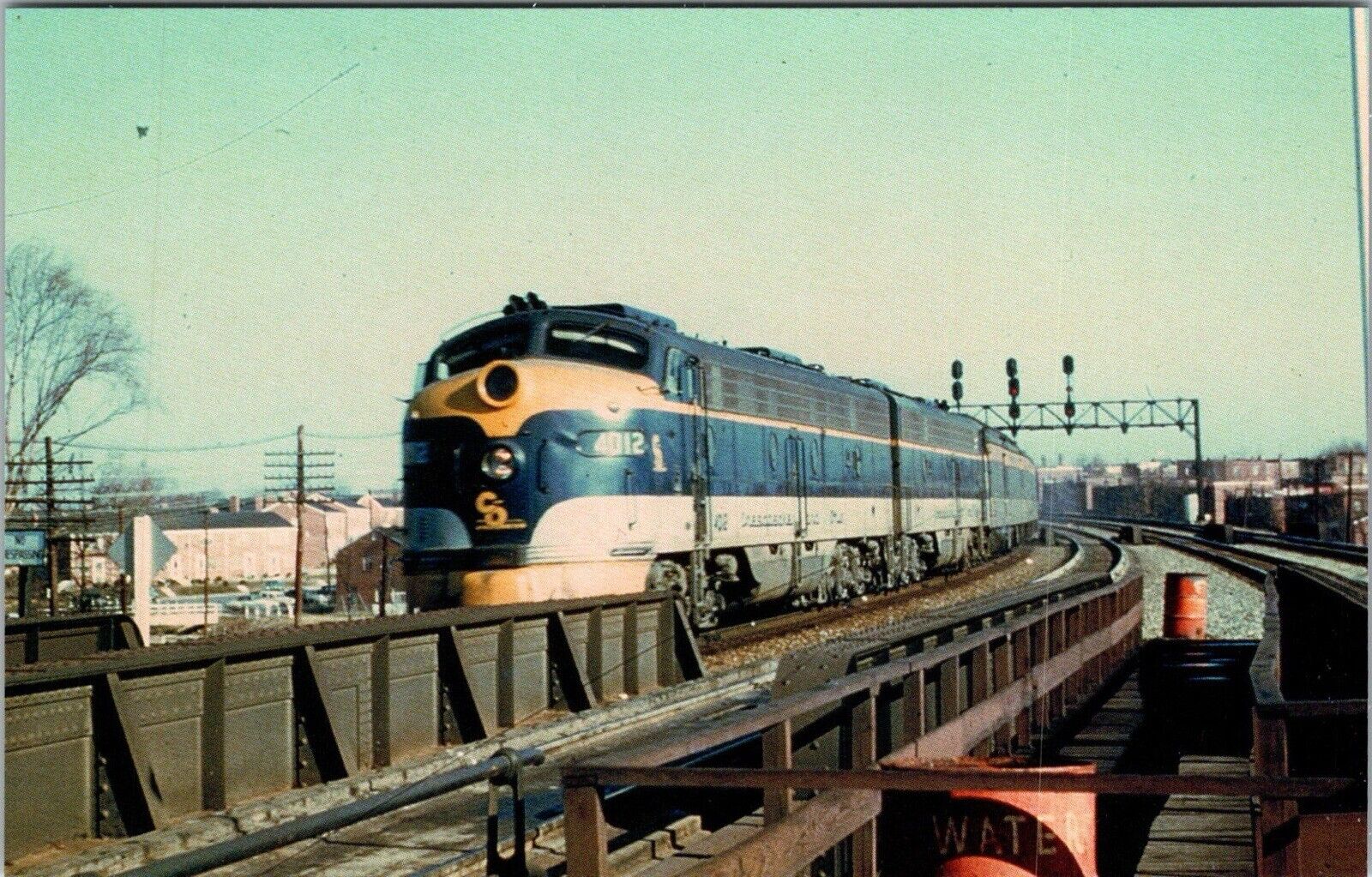 Postcard Locomotive Chesapeake & Ohio Train Sportsman Alexandria VA RR J16