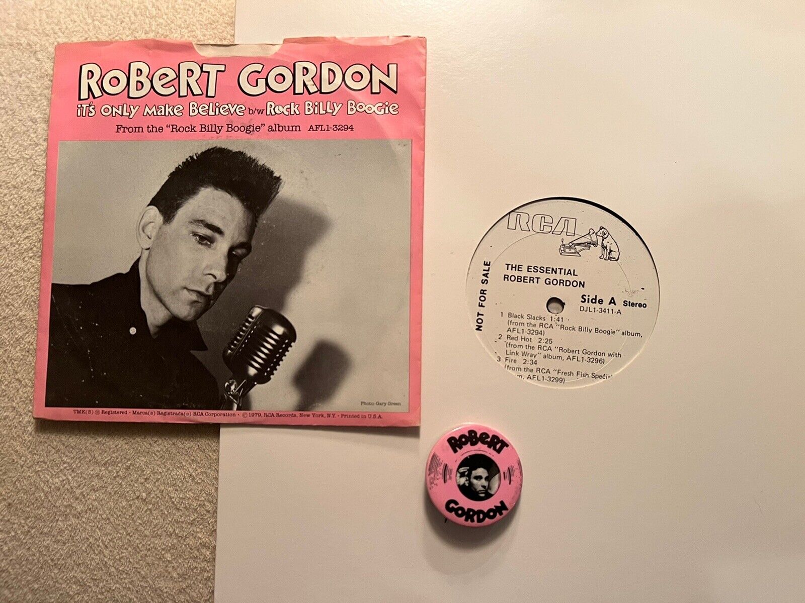 Robert Gordon Trifecta Pic Sleeve 45 Promo LP & Rare Pinback ButtonFREE SHIPPING