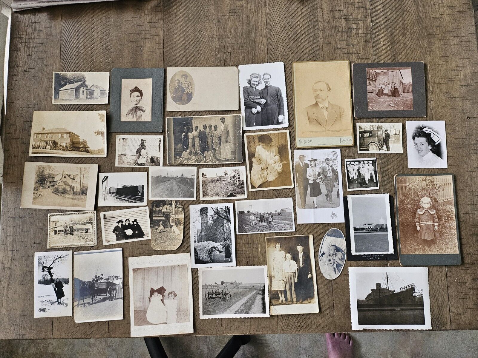 FREE SHIPPING Lot Of Over 30 OLD PHOTOS Cabinet Cards SNAPSHOTS Photos On Board