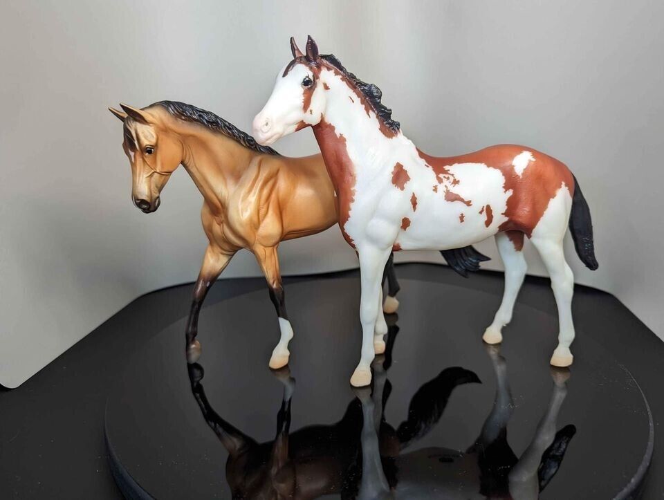 Breyer Classic Tschiffelys Ride Gato and Mancha limited store special#711246 pro