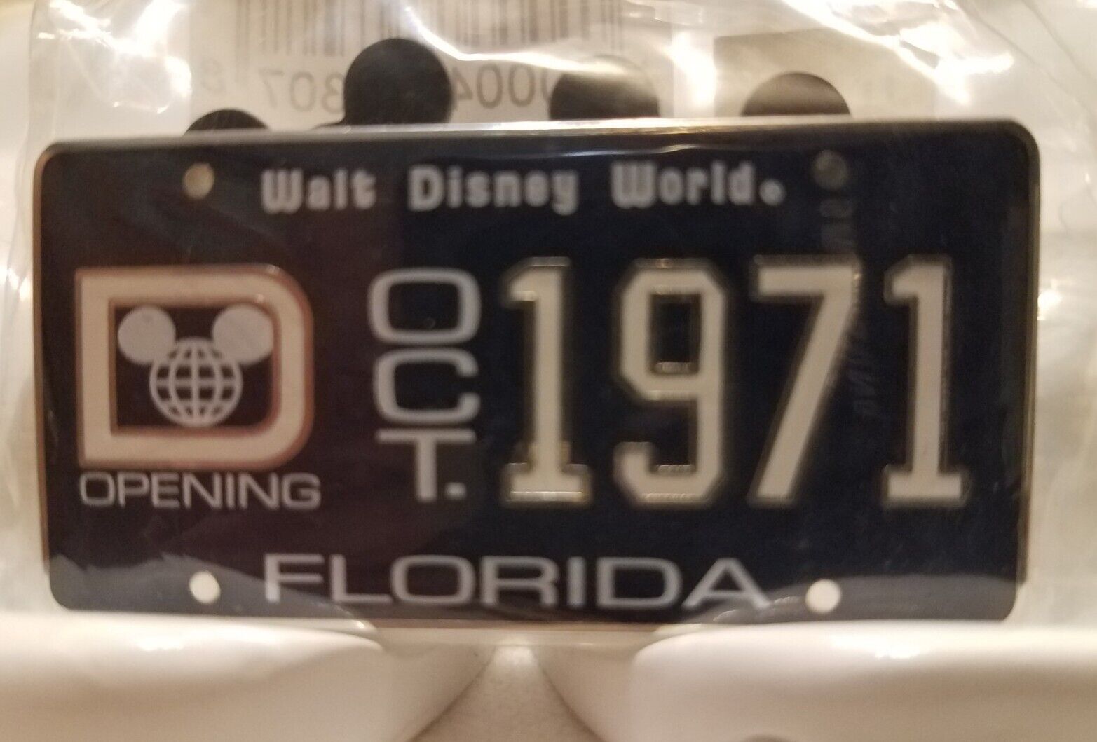 WDW Limited Release Pin License Plate Opening Day Florida Project Event 2011