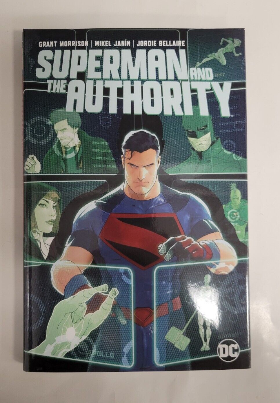DC - SUPERMAN AND THE AUTHORITY - Hardcover - Morrison - Graphic Novel